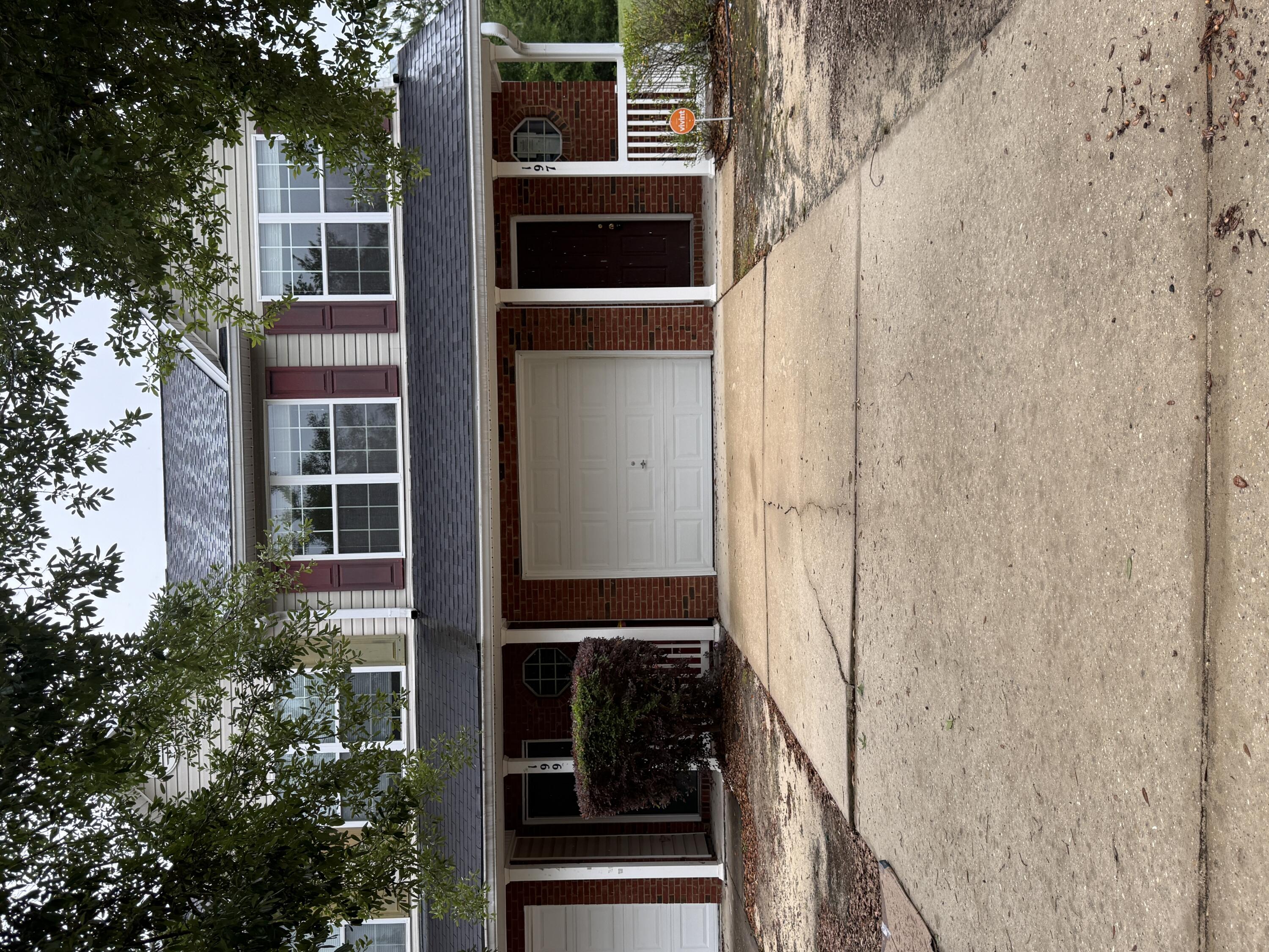 ROLLING PINES - Residential