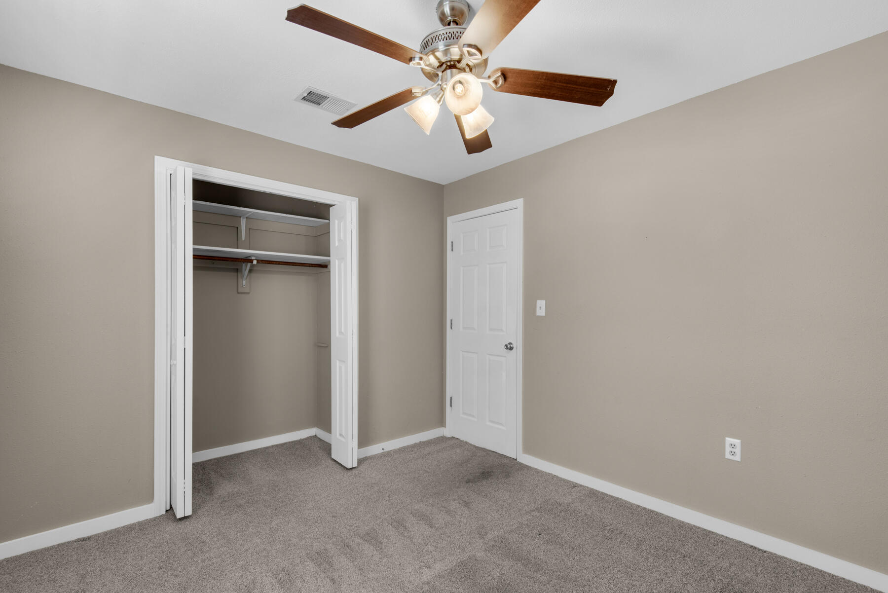 PILLAR OAKS - Residential Lease