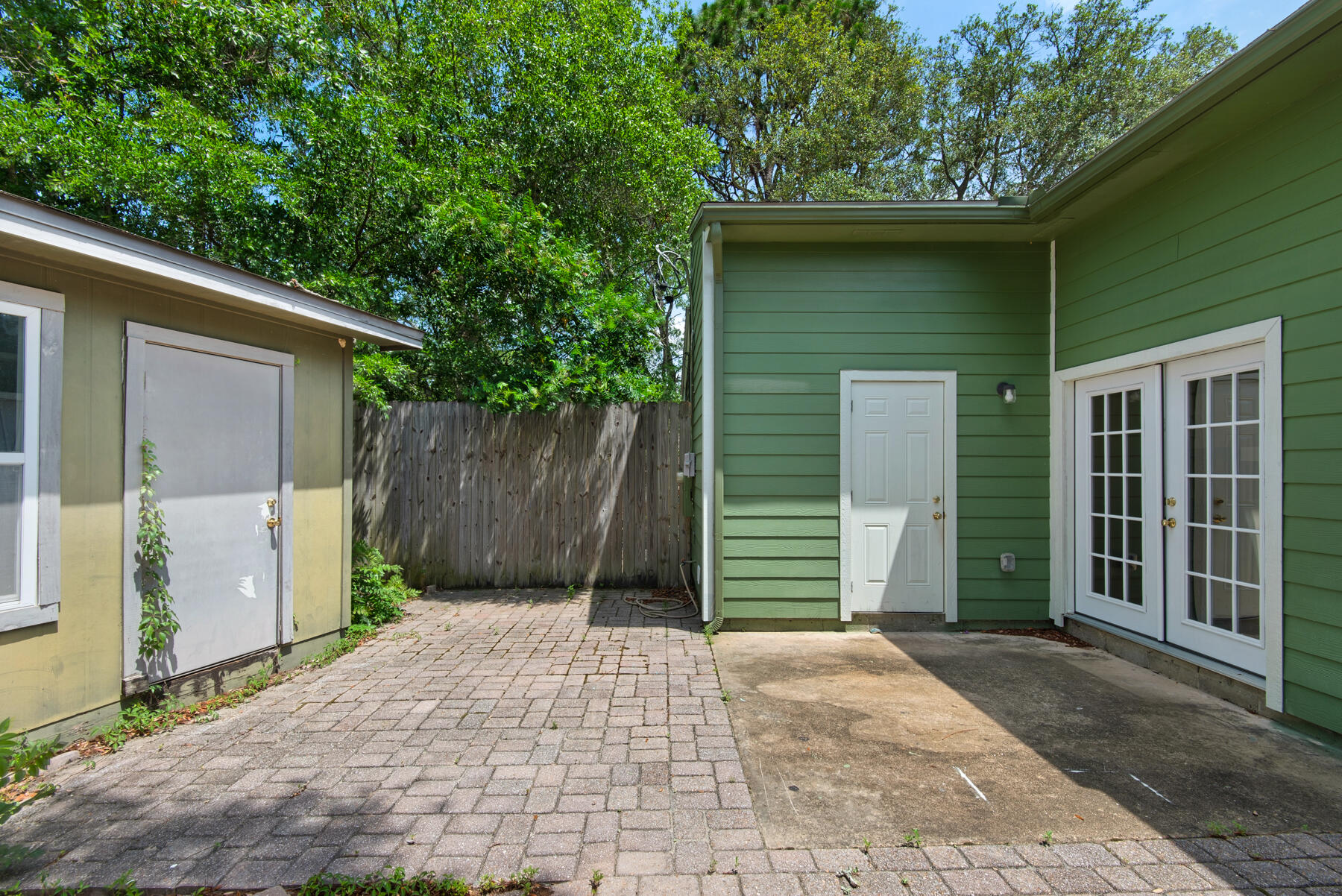 PILLAR OAKS - Residential Lease