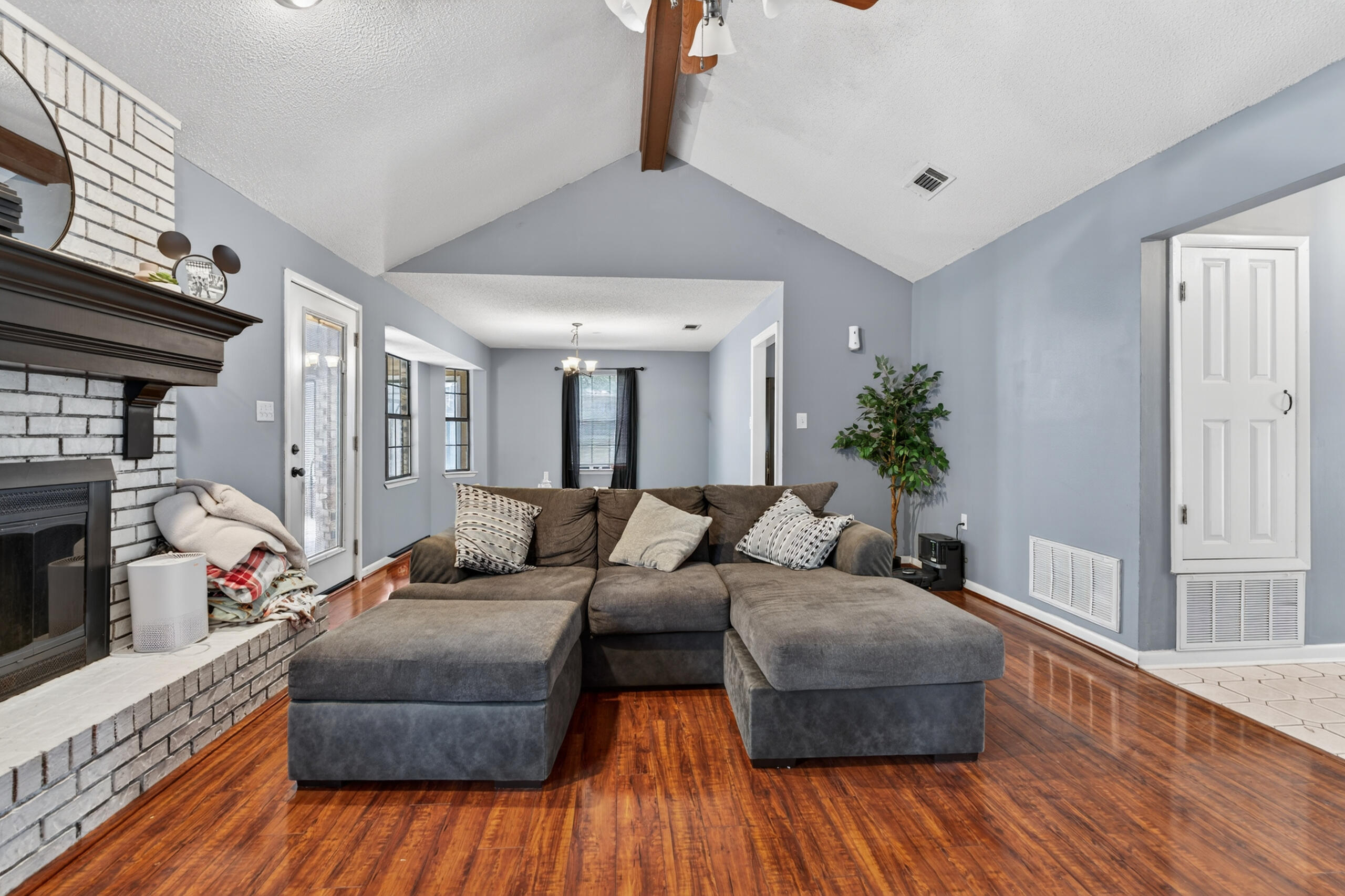 SANTANDER - Residential