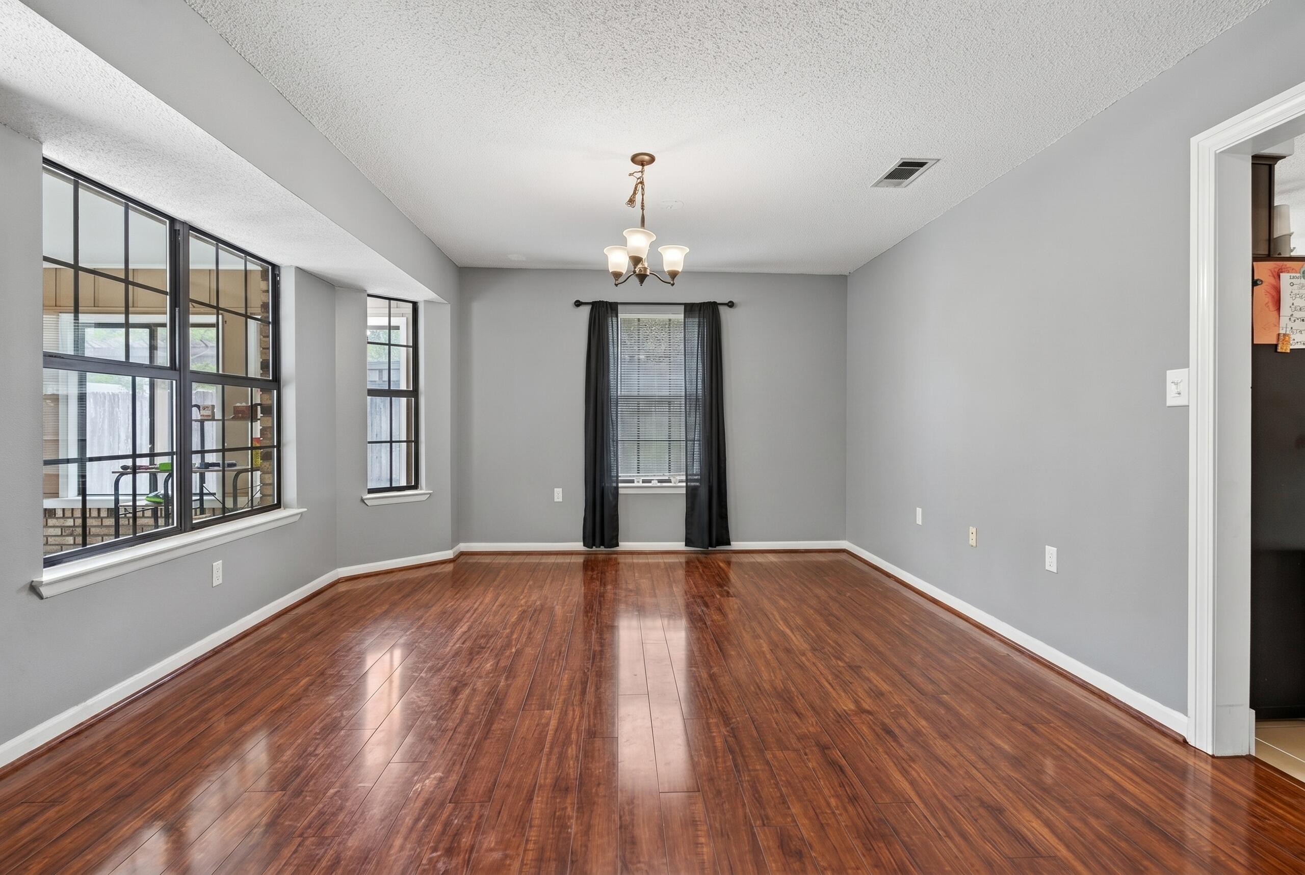 SANTANDER - Residential