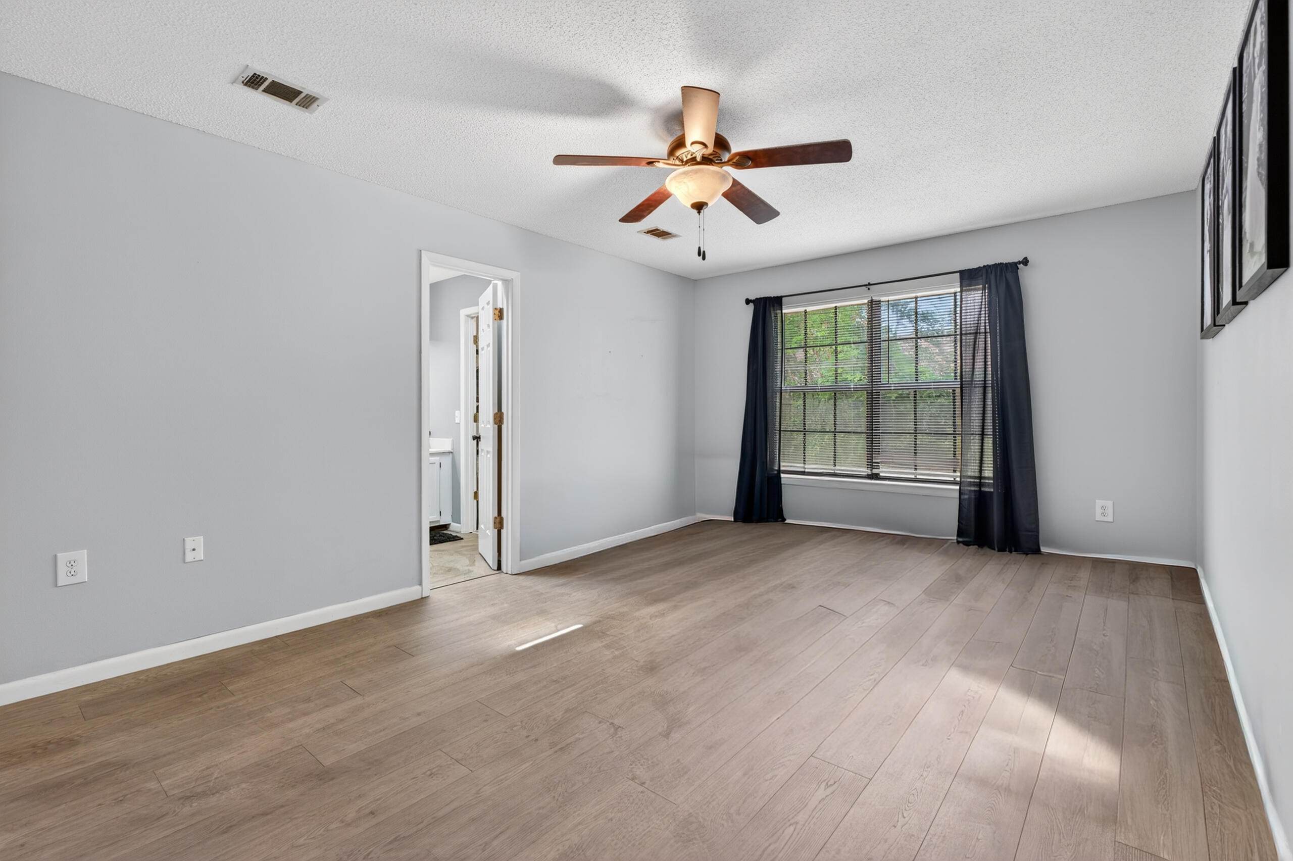 SANTANDER - Residential