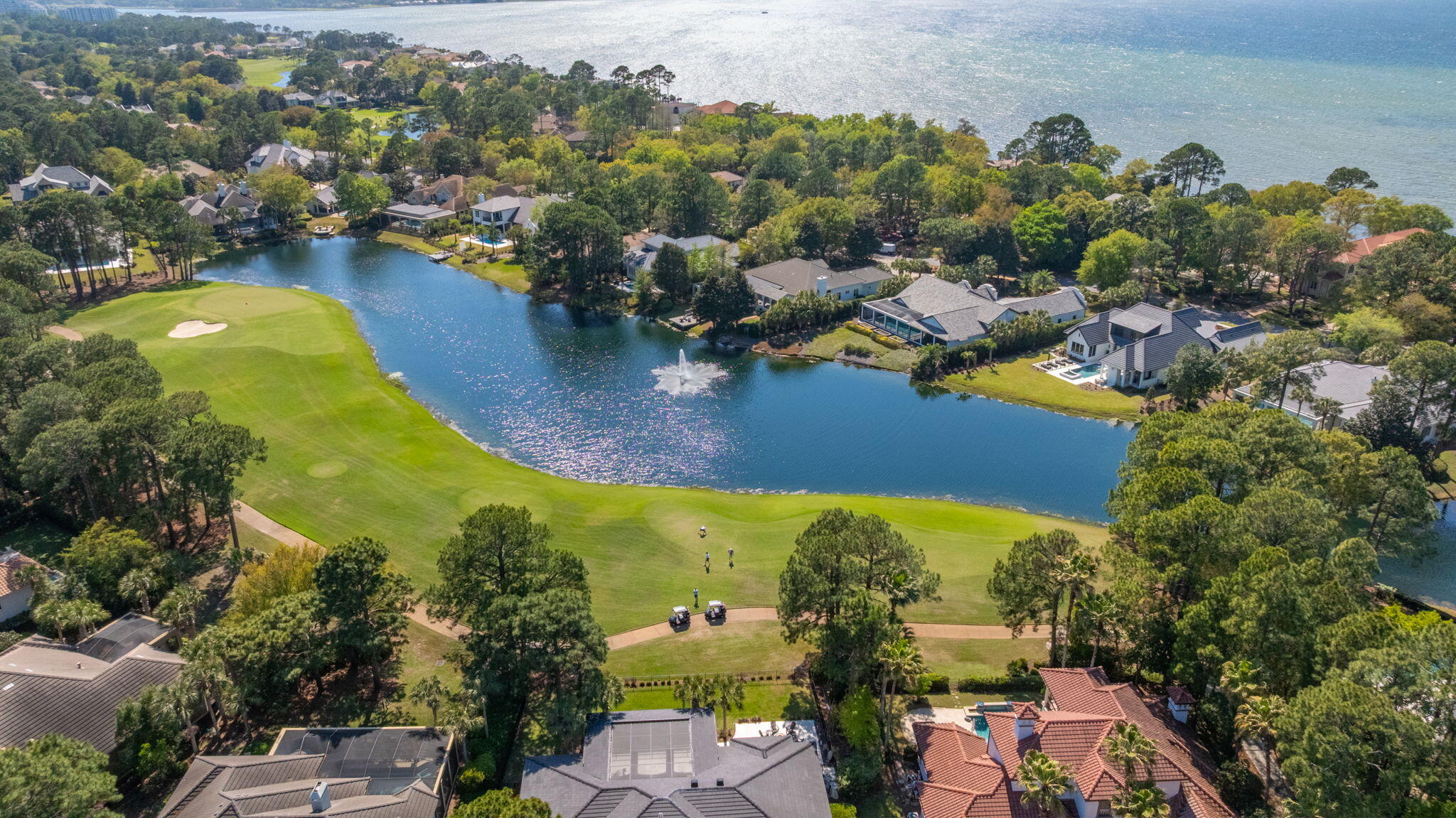 BURNT PINE - Residential