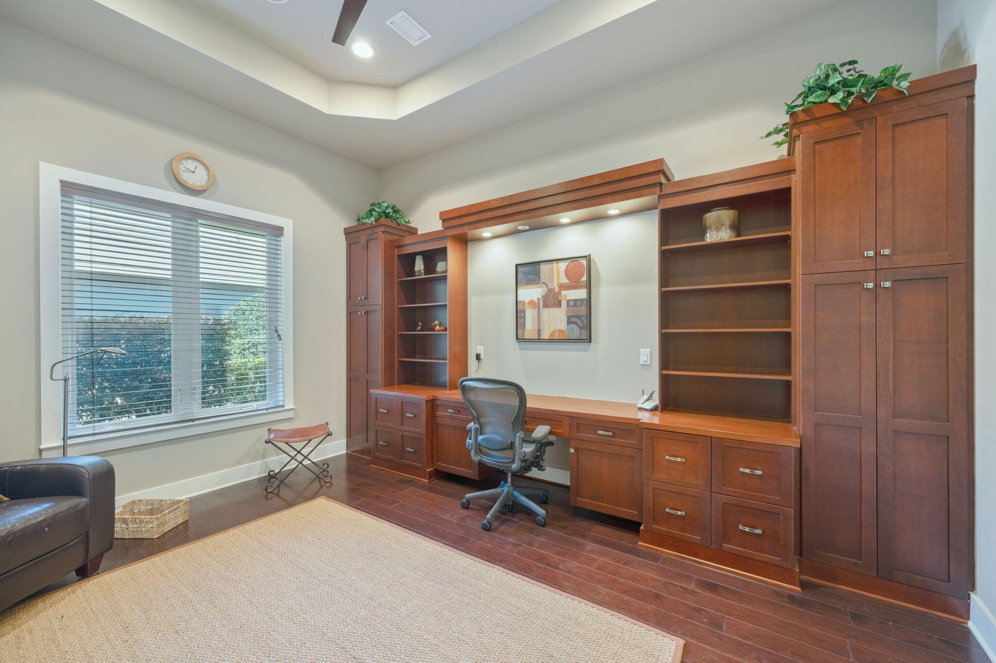 BURNT PINE - Residential