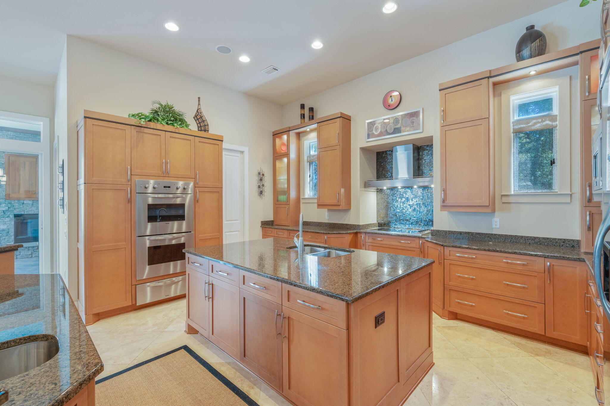 BURNT PINE - Residential