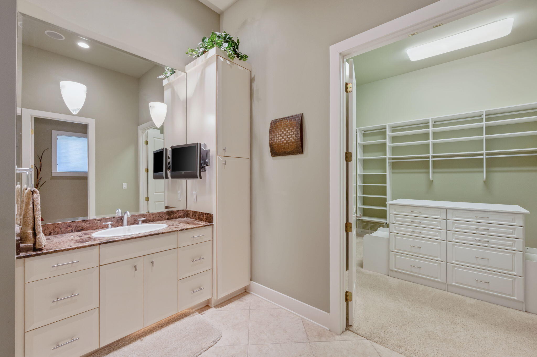 BURNT PINE - Residential