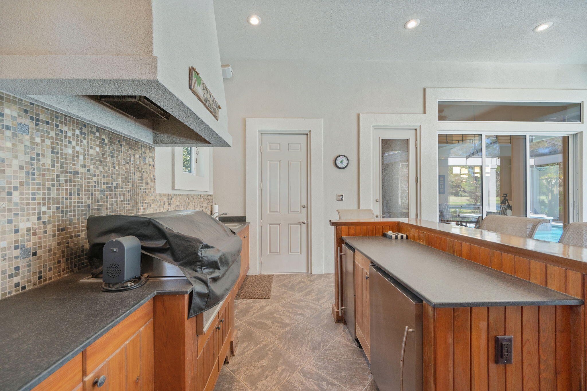 BURNT PINE - Residential