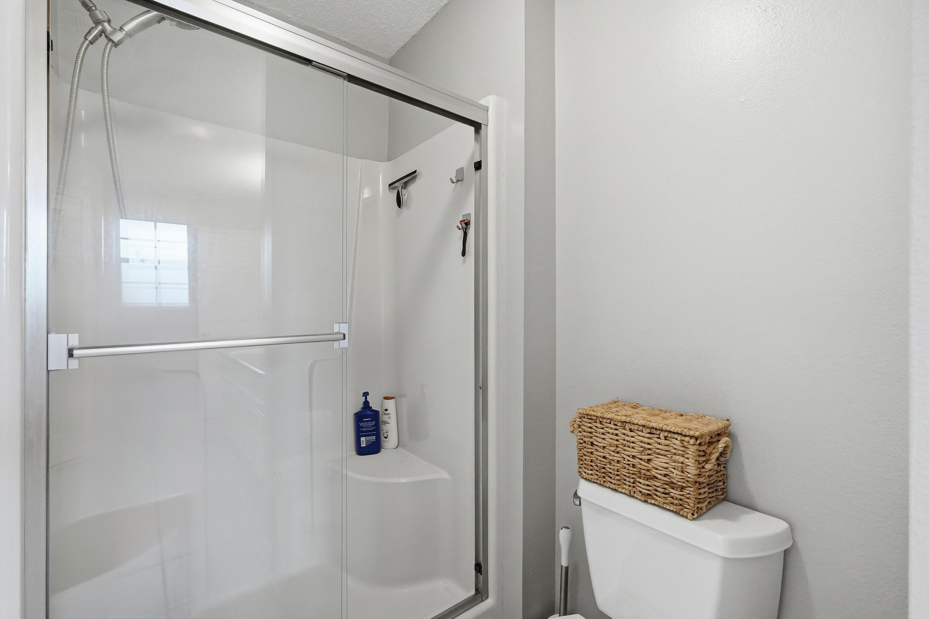 SOUTHMINSTER VILLAGE @ RAINTREE ESTATES - Residential