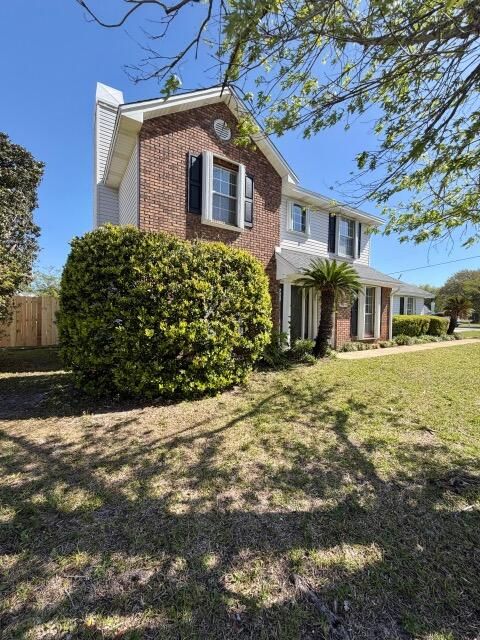 801 Forest Cove Court Mary Esther FL 32569