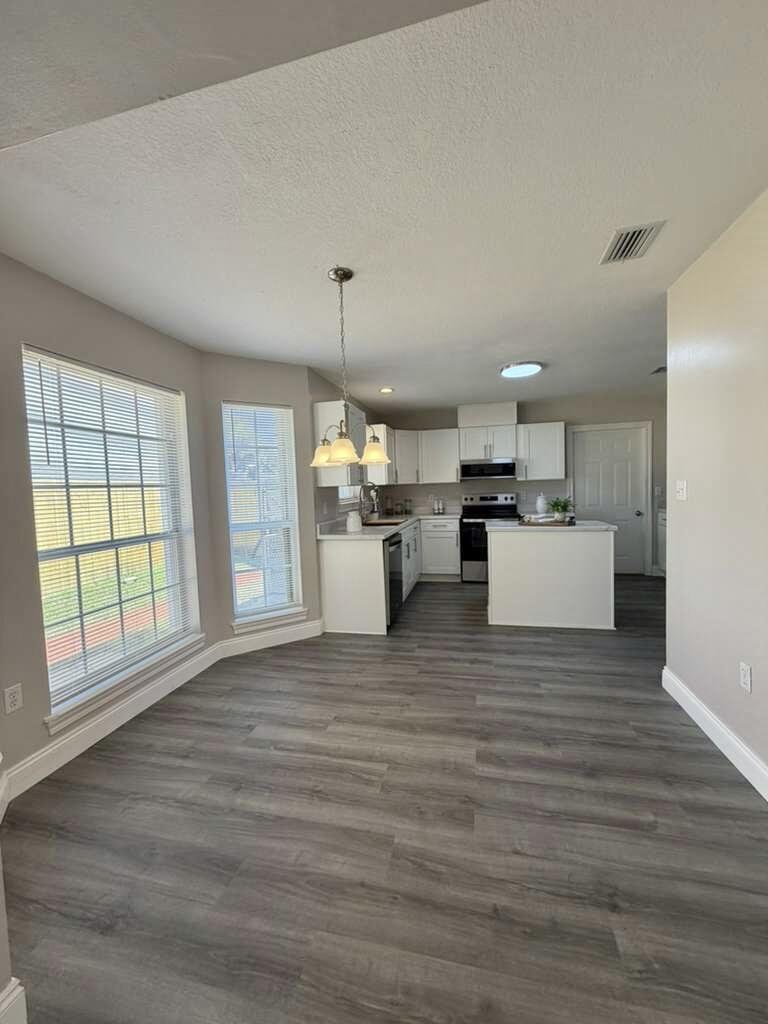 FOREST COVE 1ST ADDN - Residential