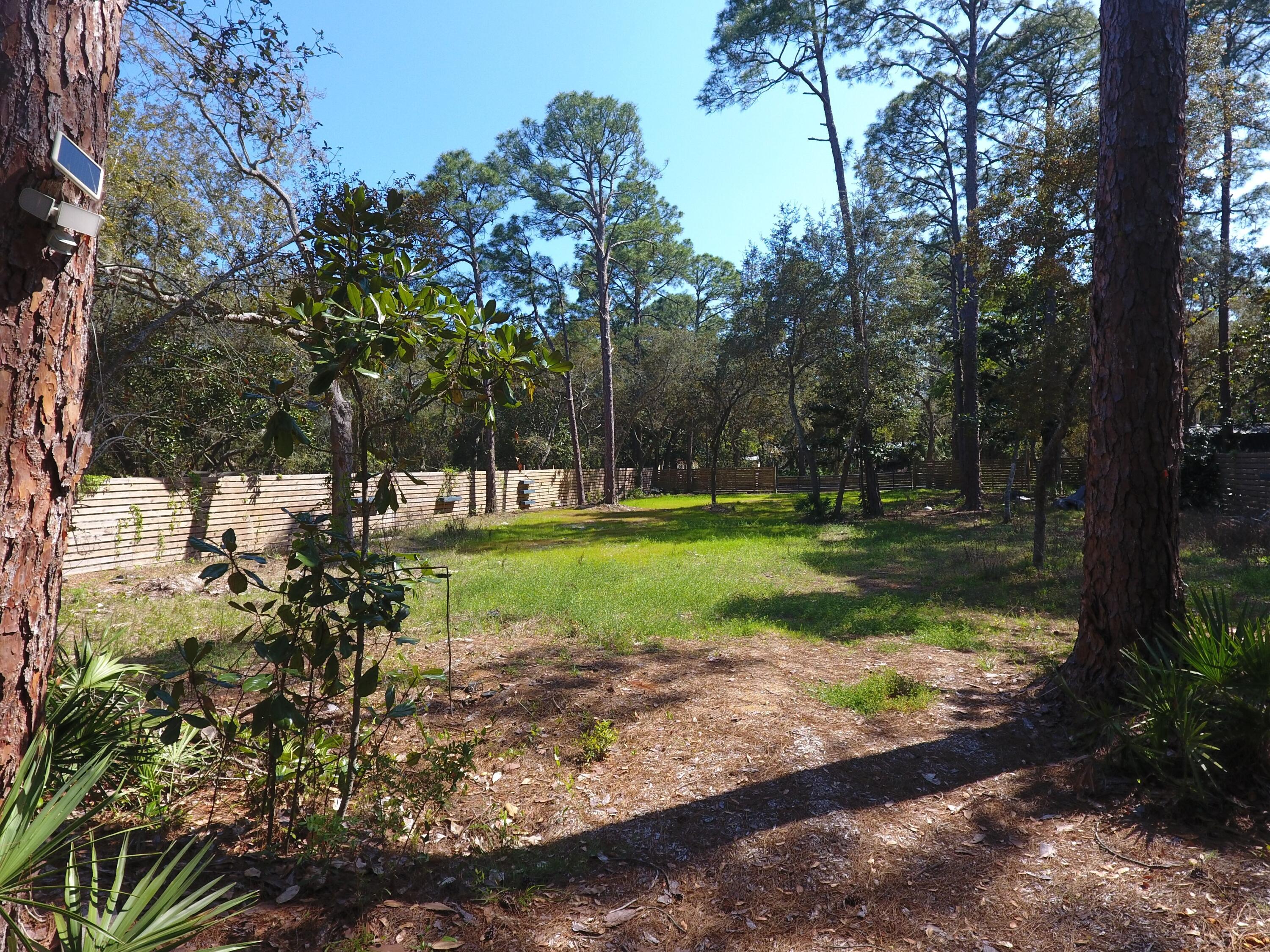 METES & BOUNDS - Land