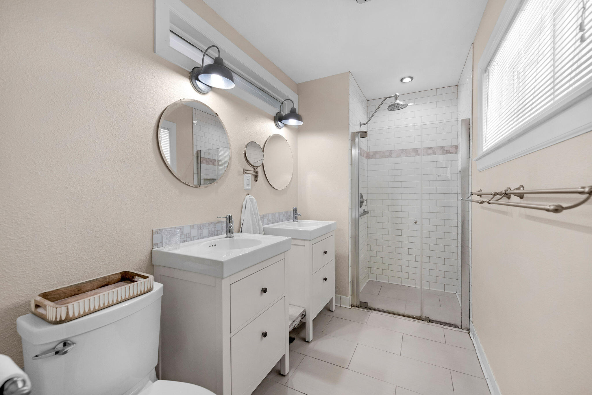 VESTA HEIGHTS 3RD ADDN - Residential