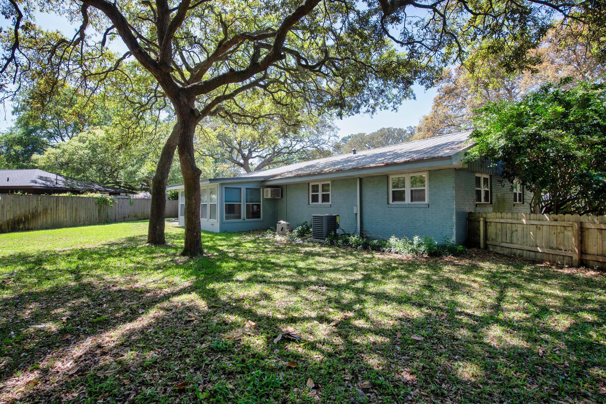 VESTA HEIGHTS 3RD ADDN - Residential