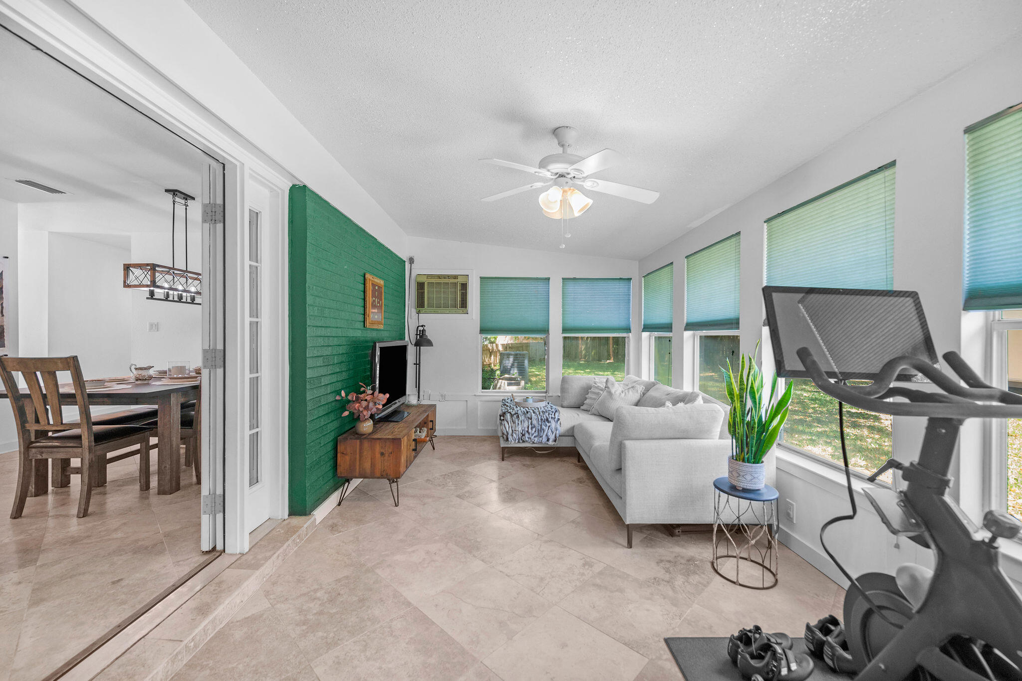 VESTA HEIGHTS 3RD ADDN - Residential