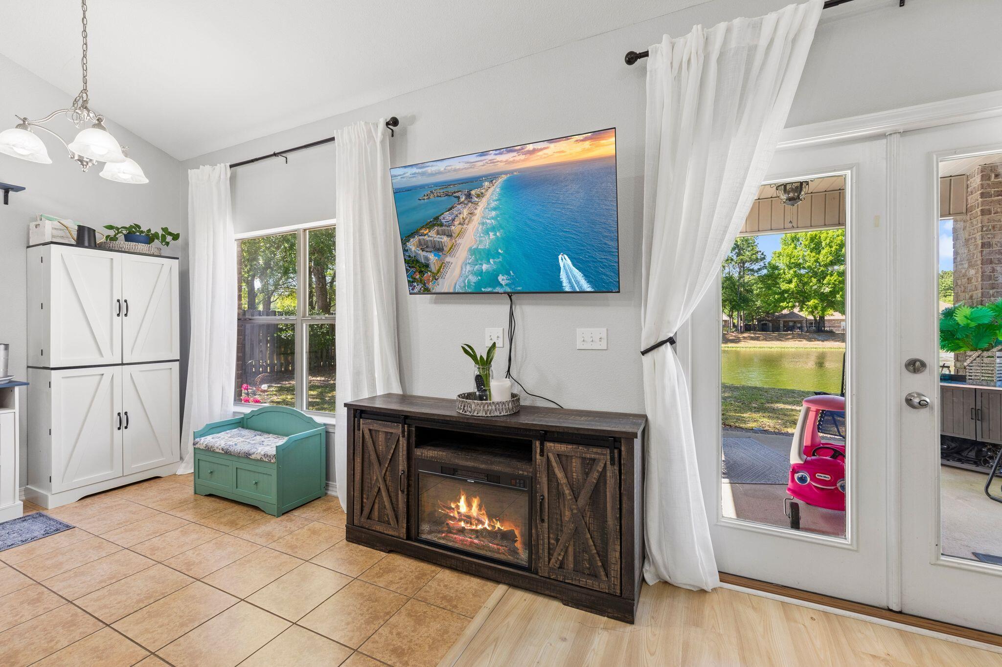 HAMMOCK BAY - Residential