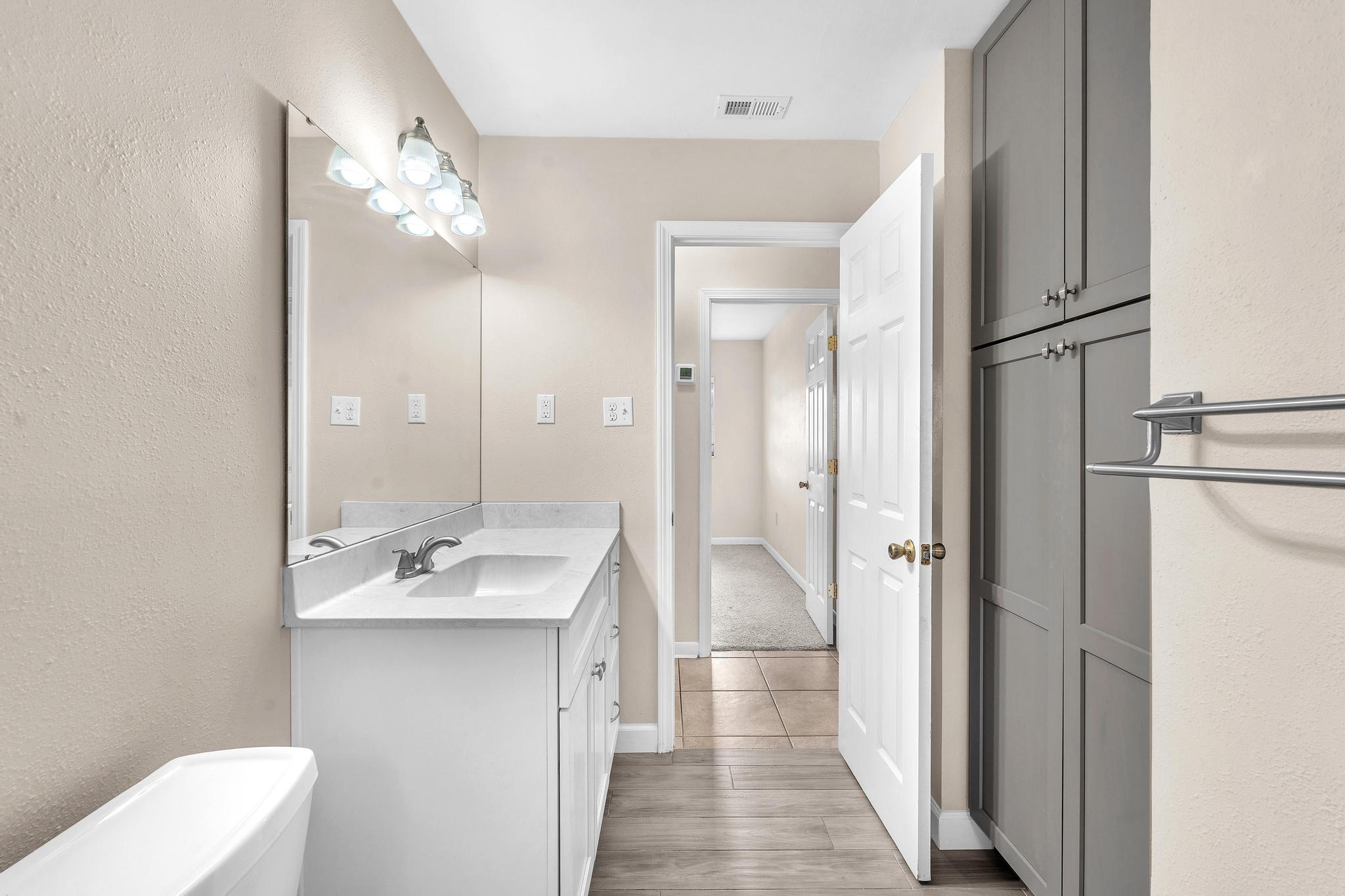 VALPARAISO PLAT 16 RESUB - Residential Lease