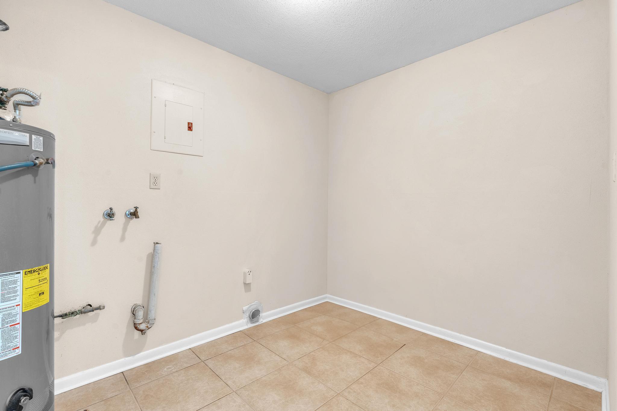 VALPARAISO PLAT 16 RESUB - Residential Lease