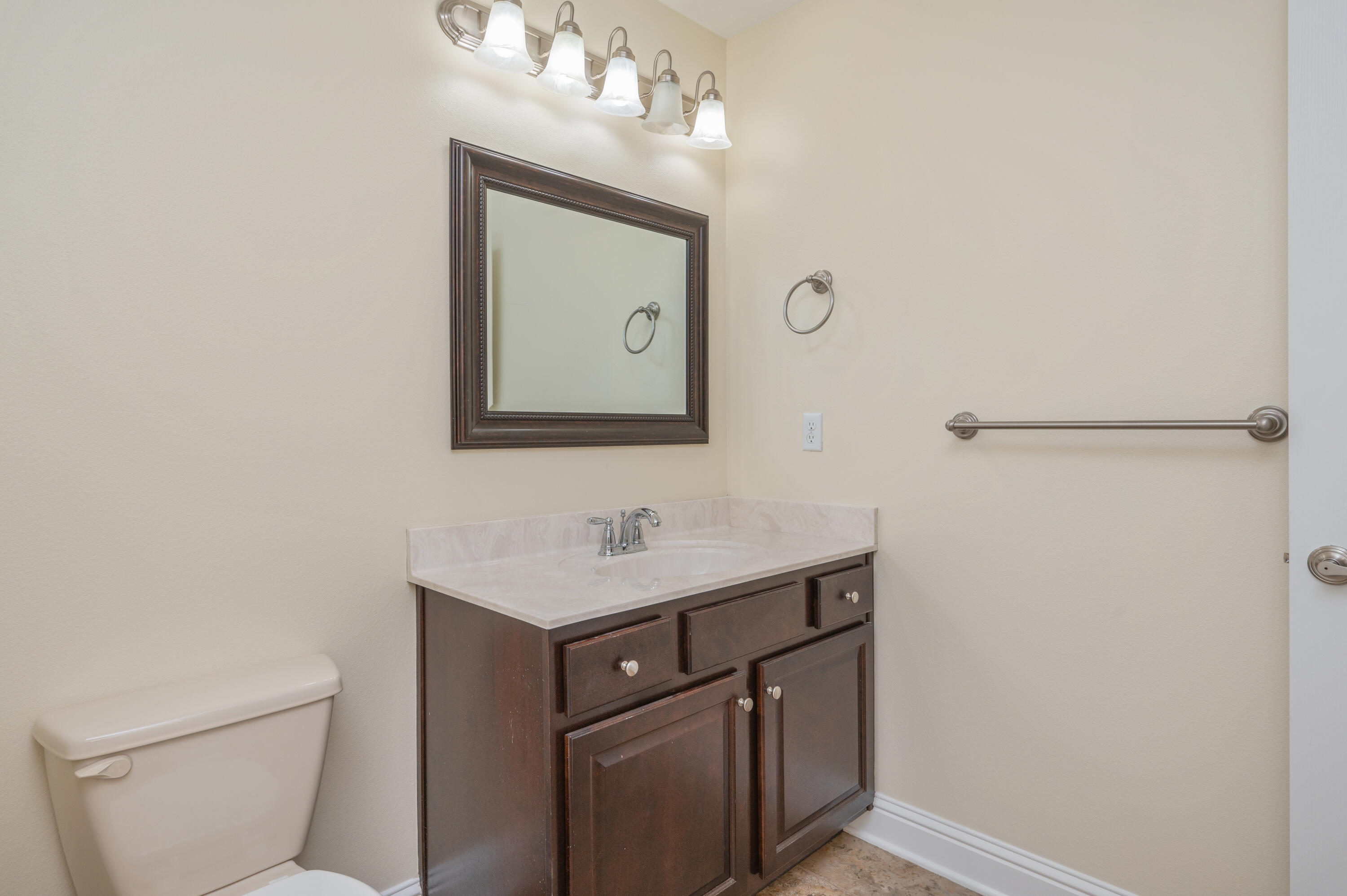 BROWNSTONE MANOR - Residential