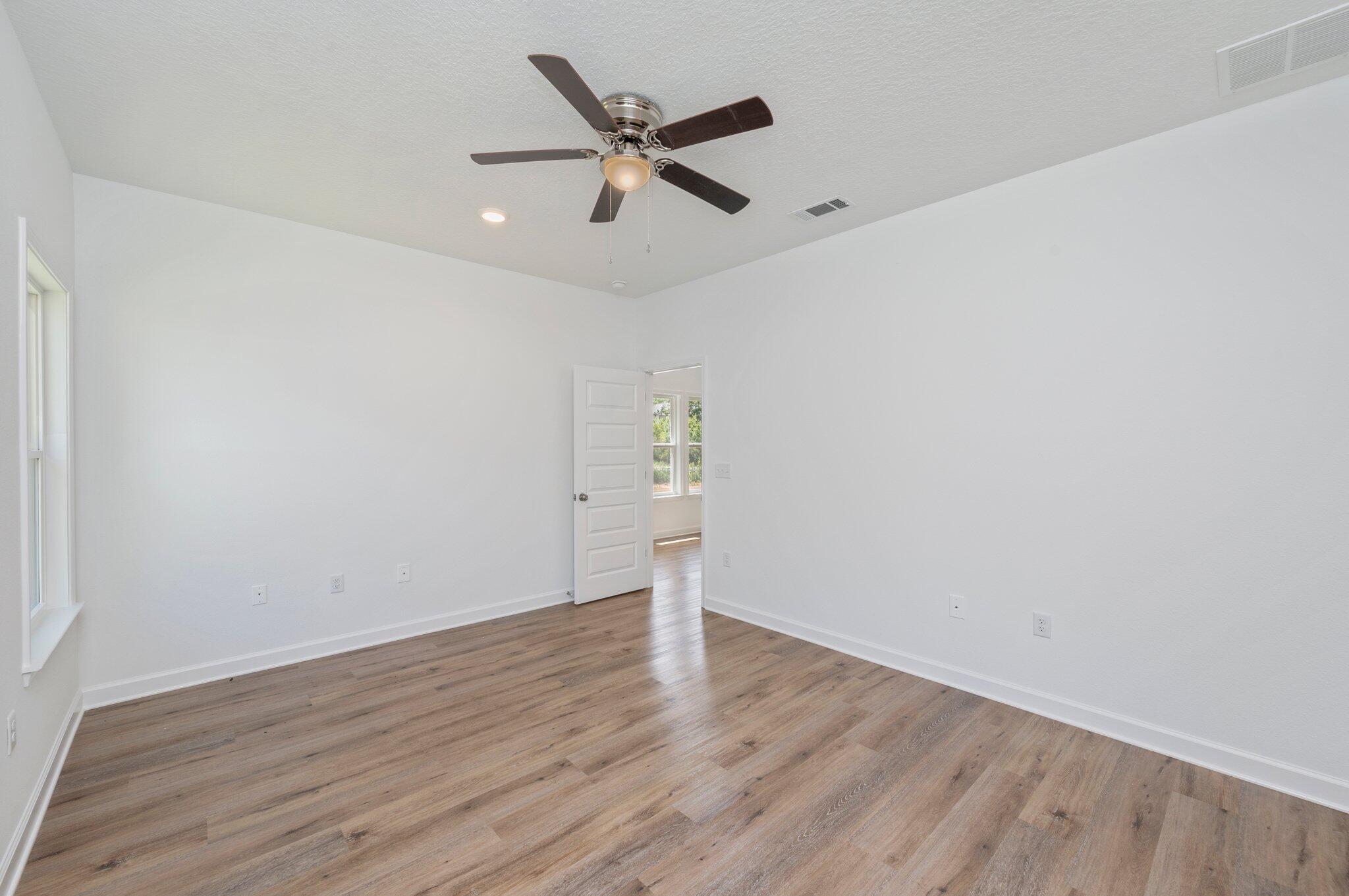 MCCARTHY ESTATES - Residential