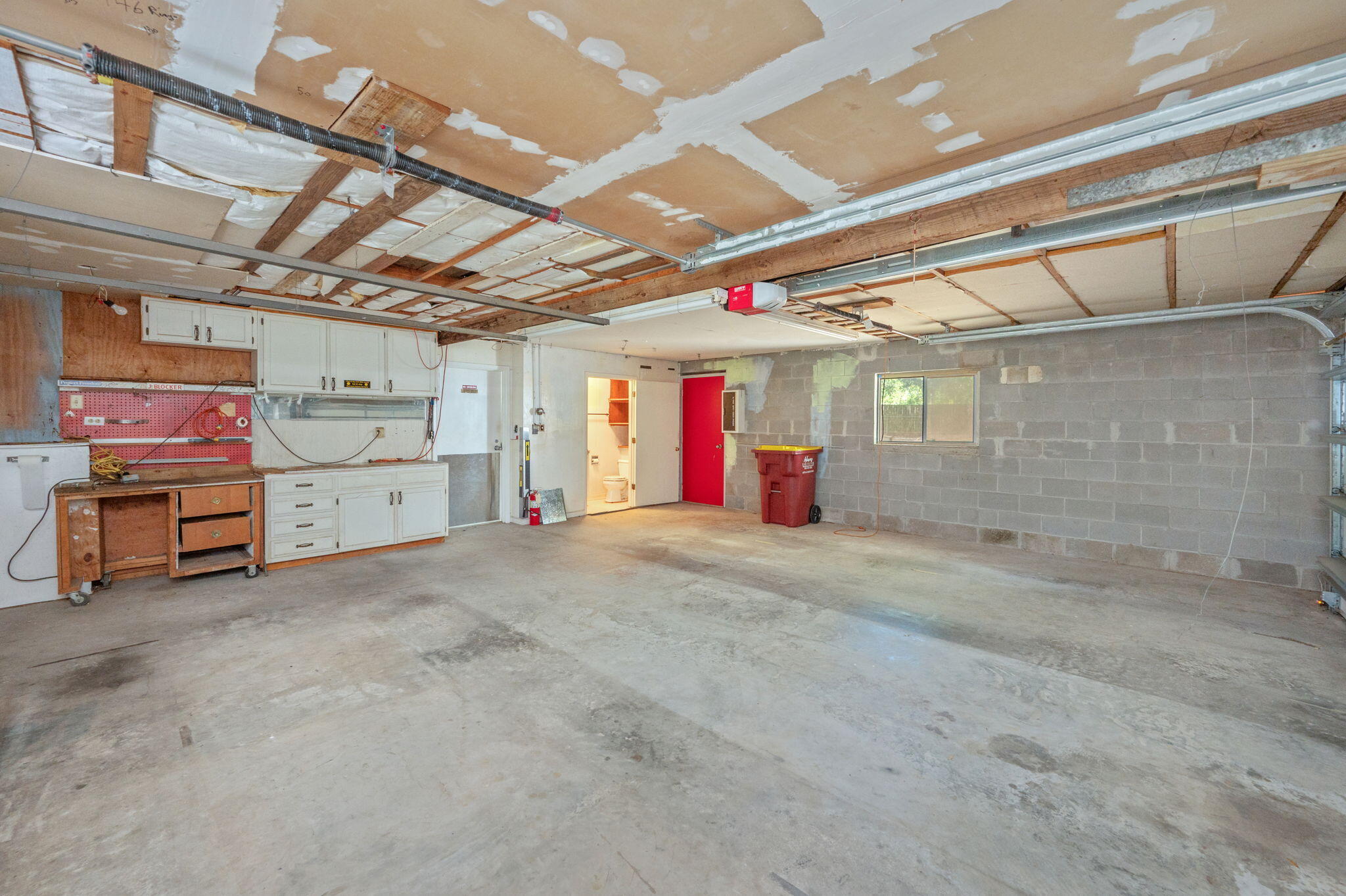 MORRIS ADDN TO CRESTVIEW - Residential