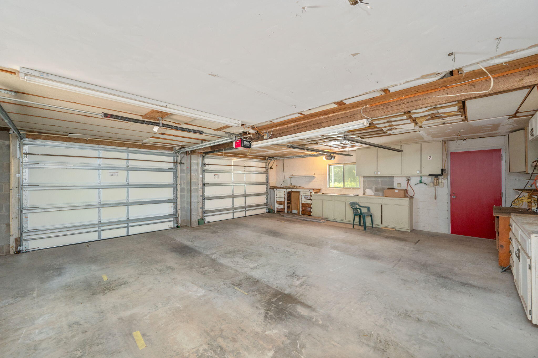 MORRIS ADDN TO CRESTVIEW - Residential