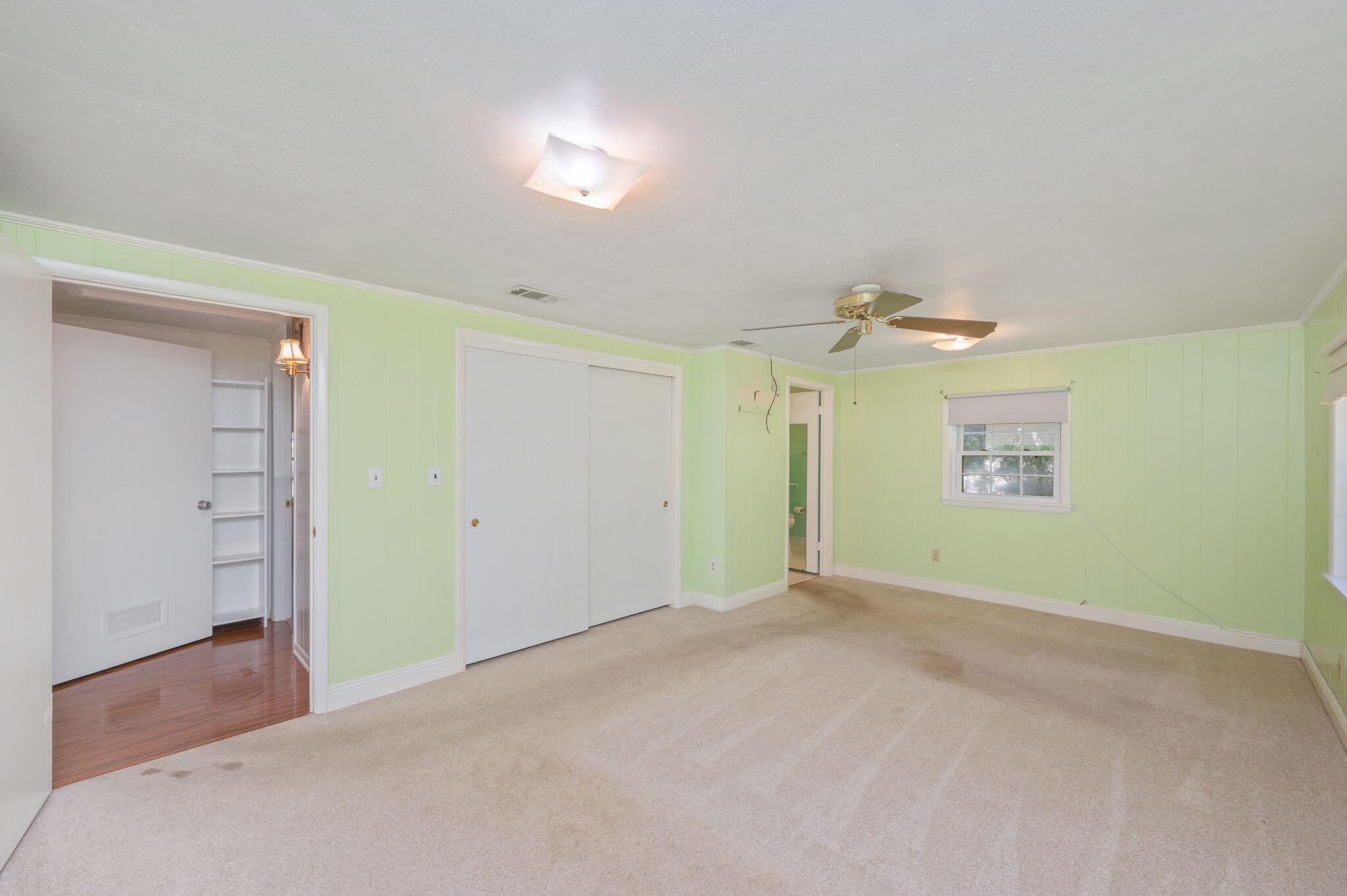 MORRIS ADDN TO CRESTVIEW - Residential