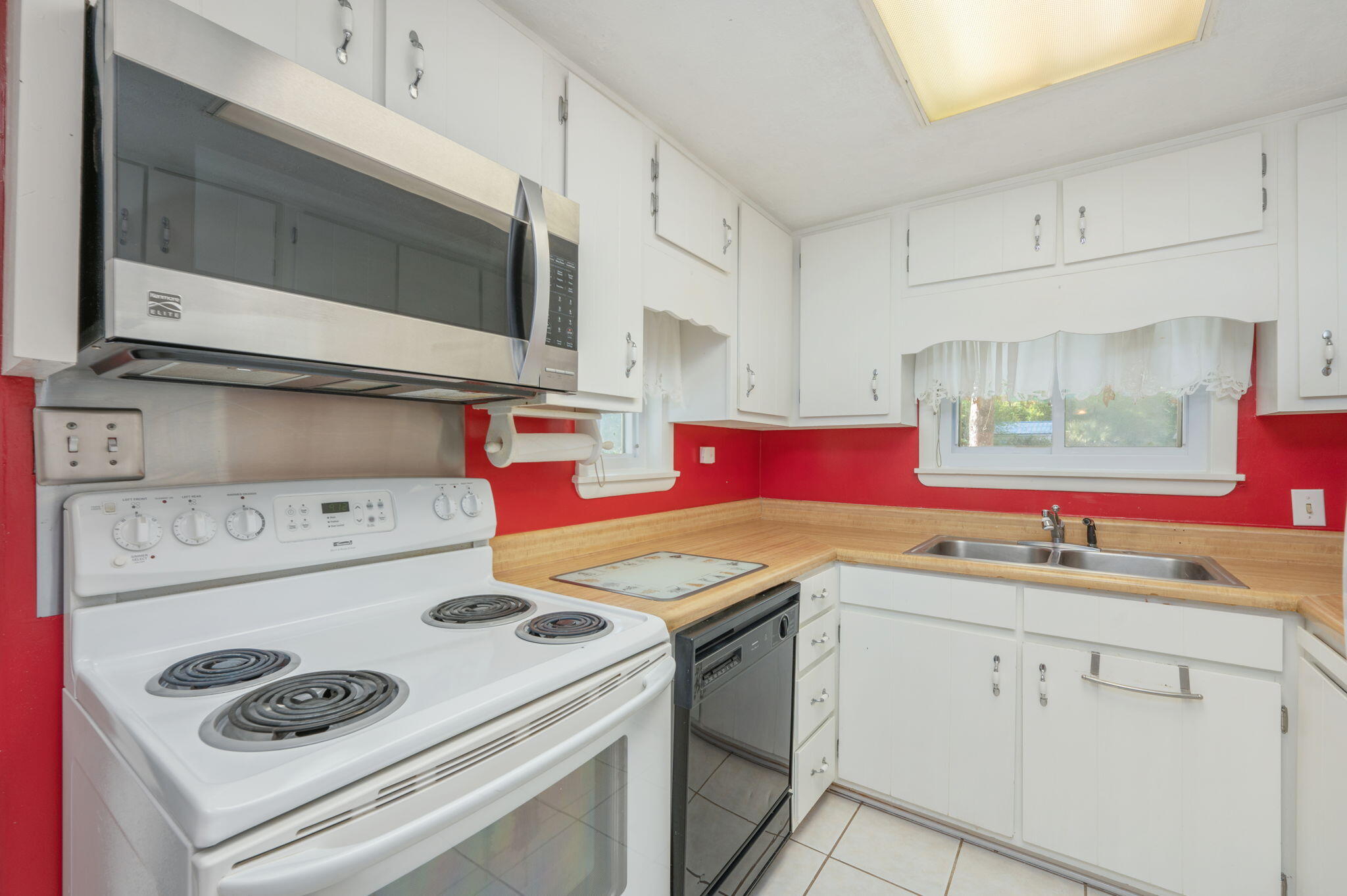 MORRIS ADDN TO CRESTVIEW - Residential