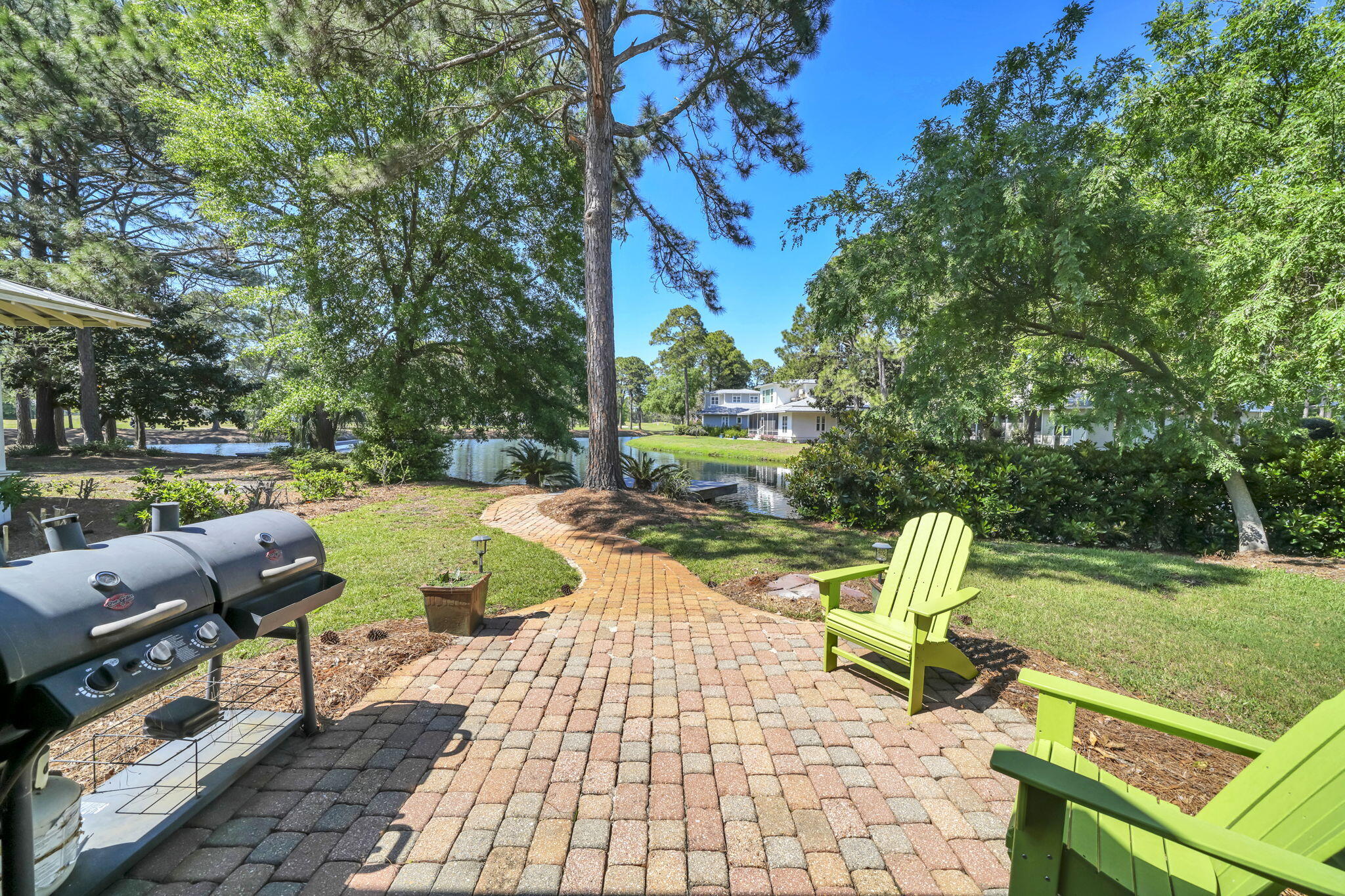 PRESTWICK PLACE - Residential