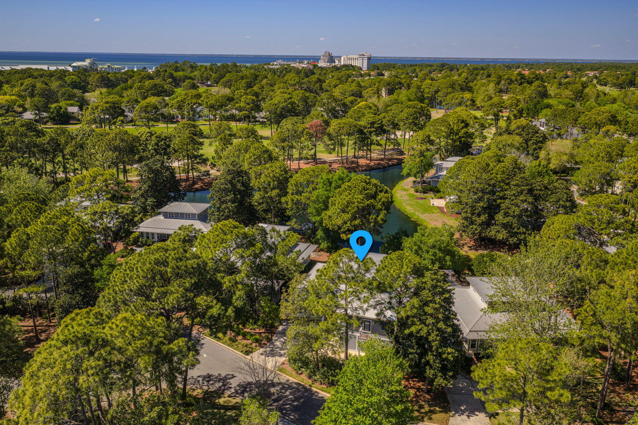 PRESTWICK PLACE - Residential