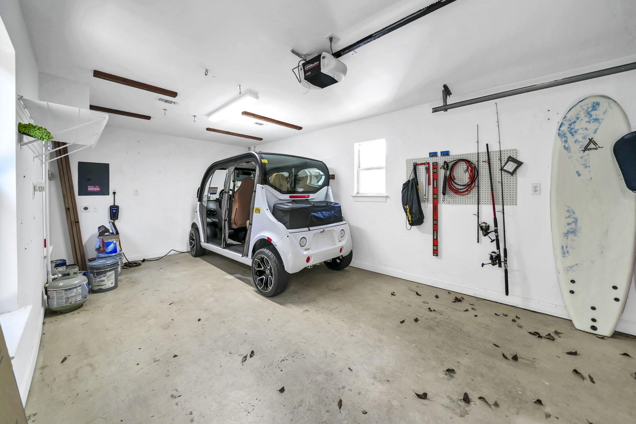 PRESTWICK PLACE - Residential