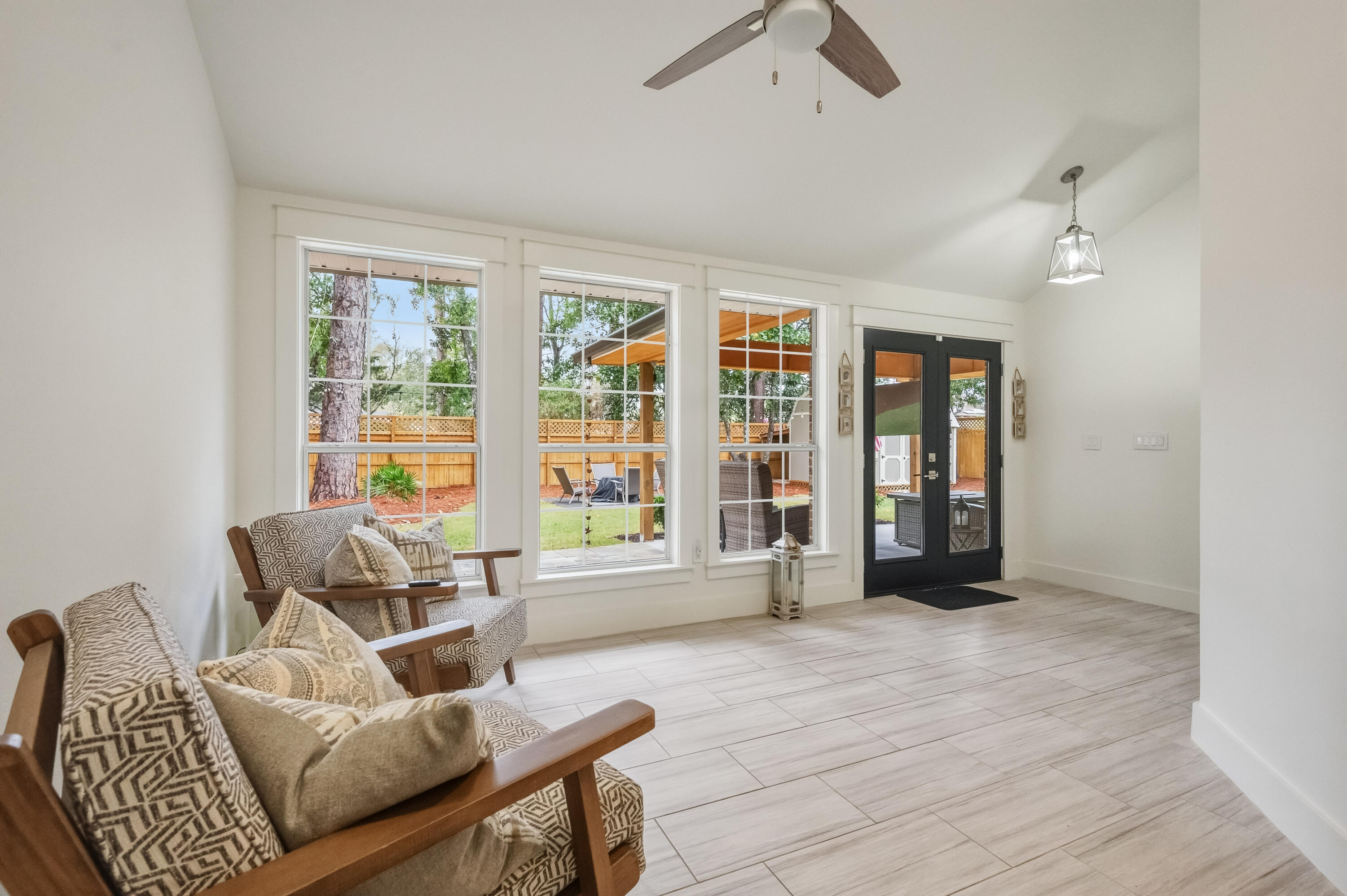 BAYSHORE PLACE PH 2 - Residential