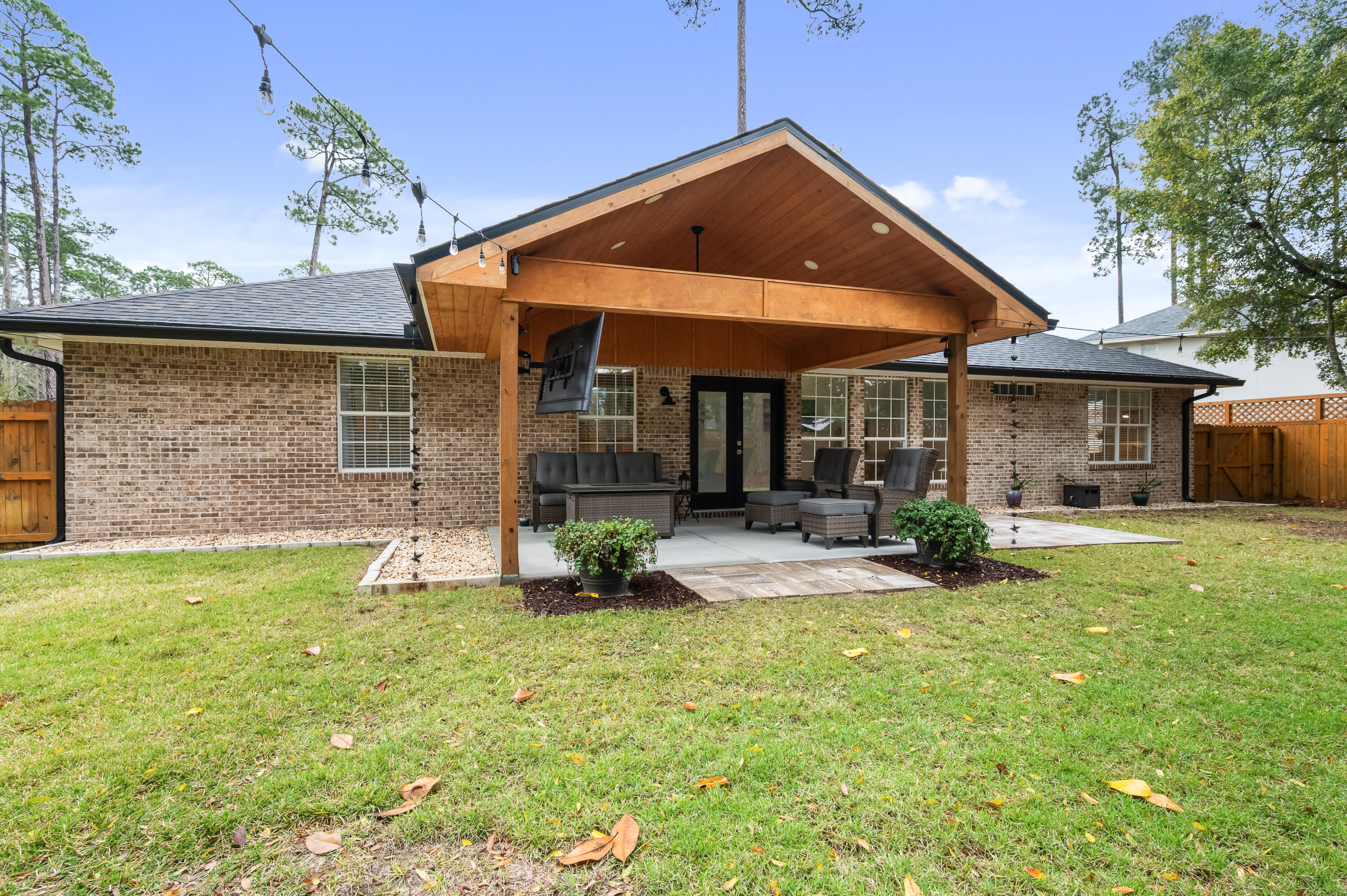 BAYSHORE PLACE PH 2 - Residential