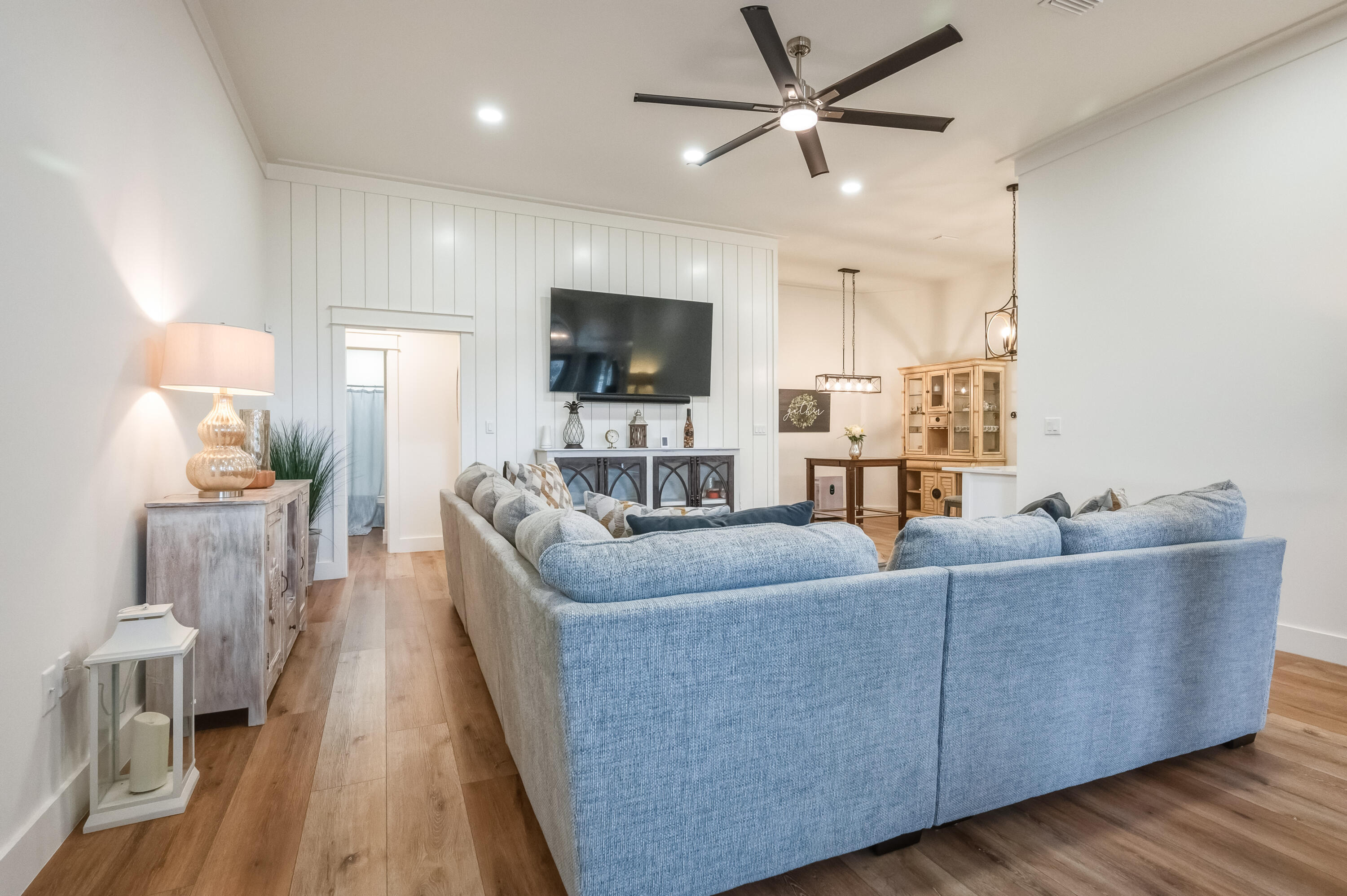 BAYSHORE PLACE PH 2 - Residential