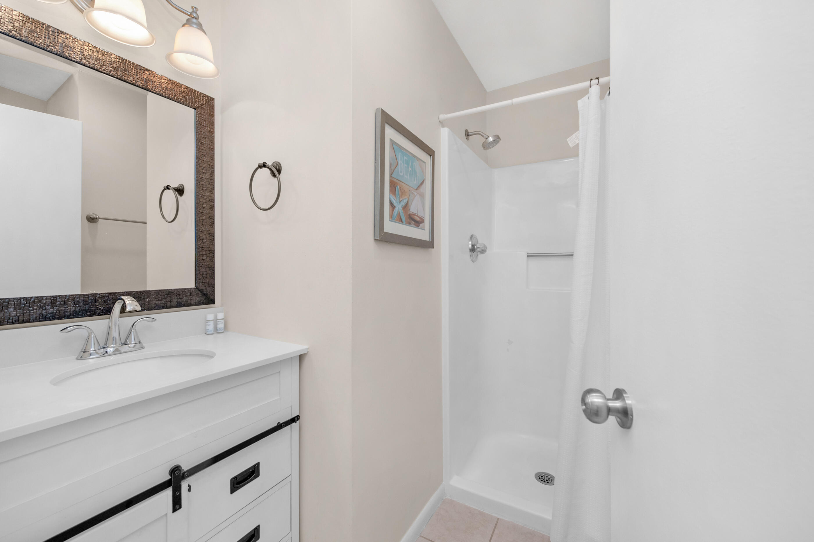 POOLSIDE VILLAS CONDO - Residential