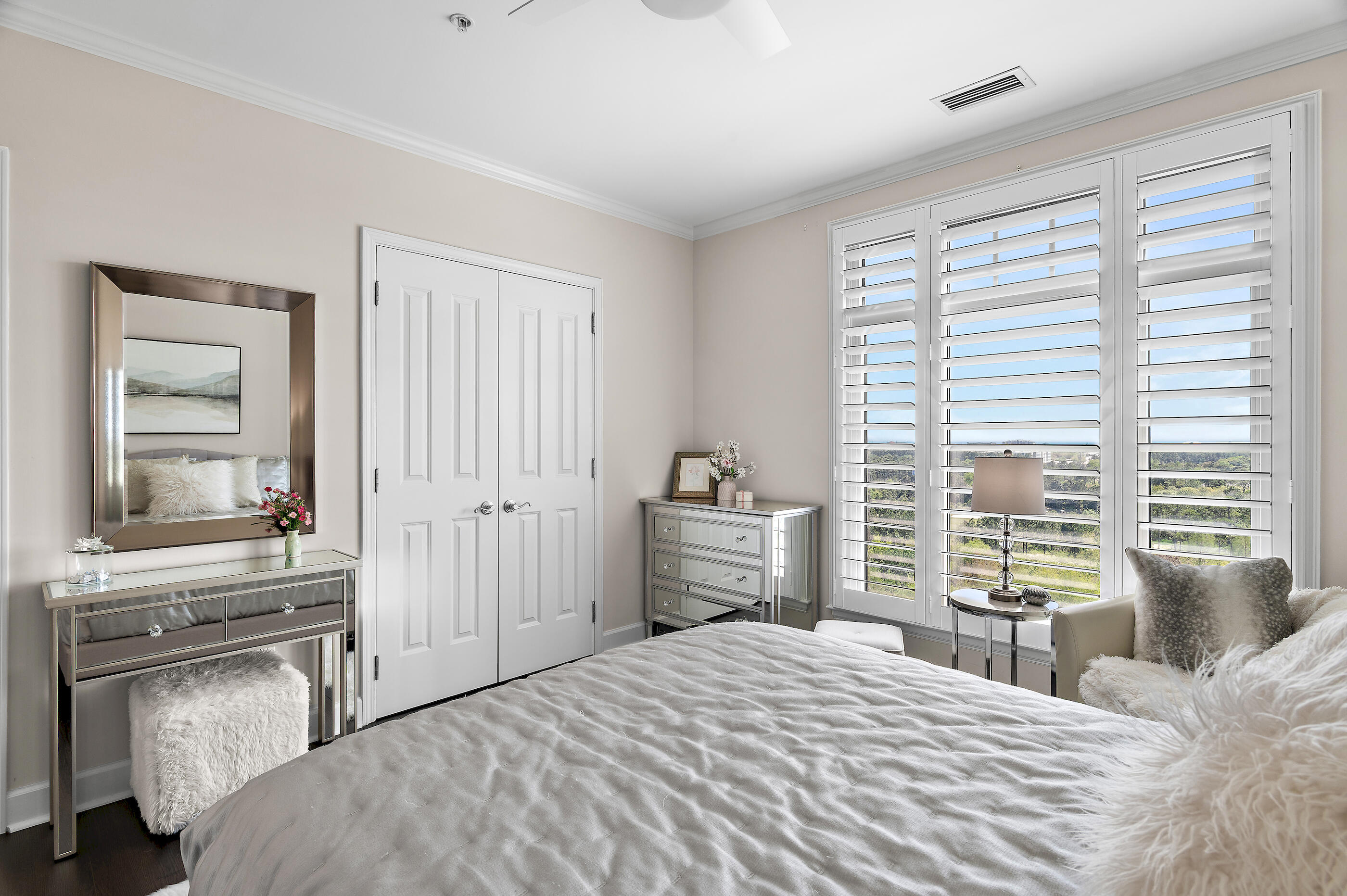 ONE WATER PLACE - Residential