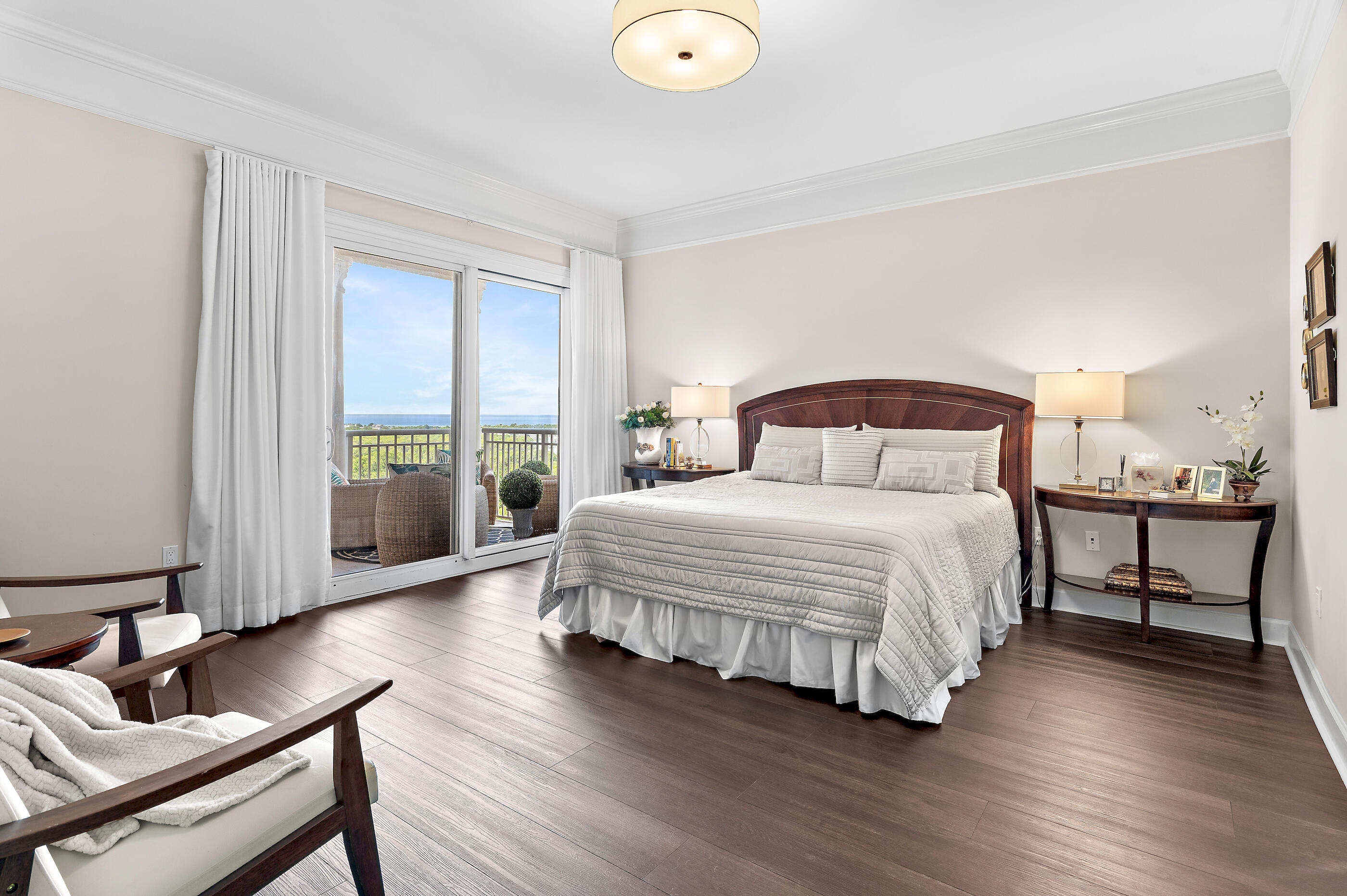 ONE WATER PLACE - Residential