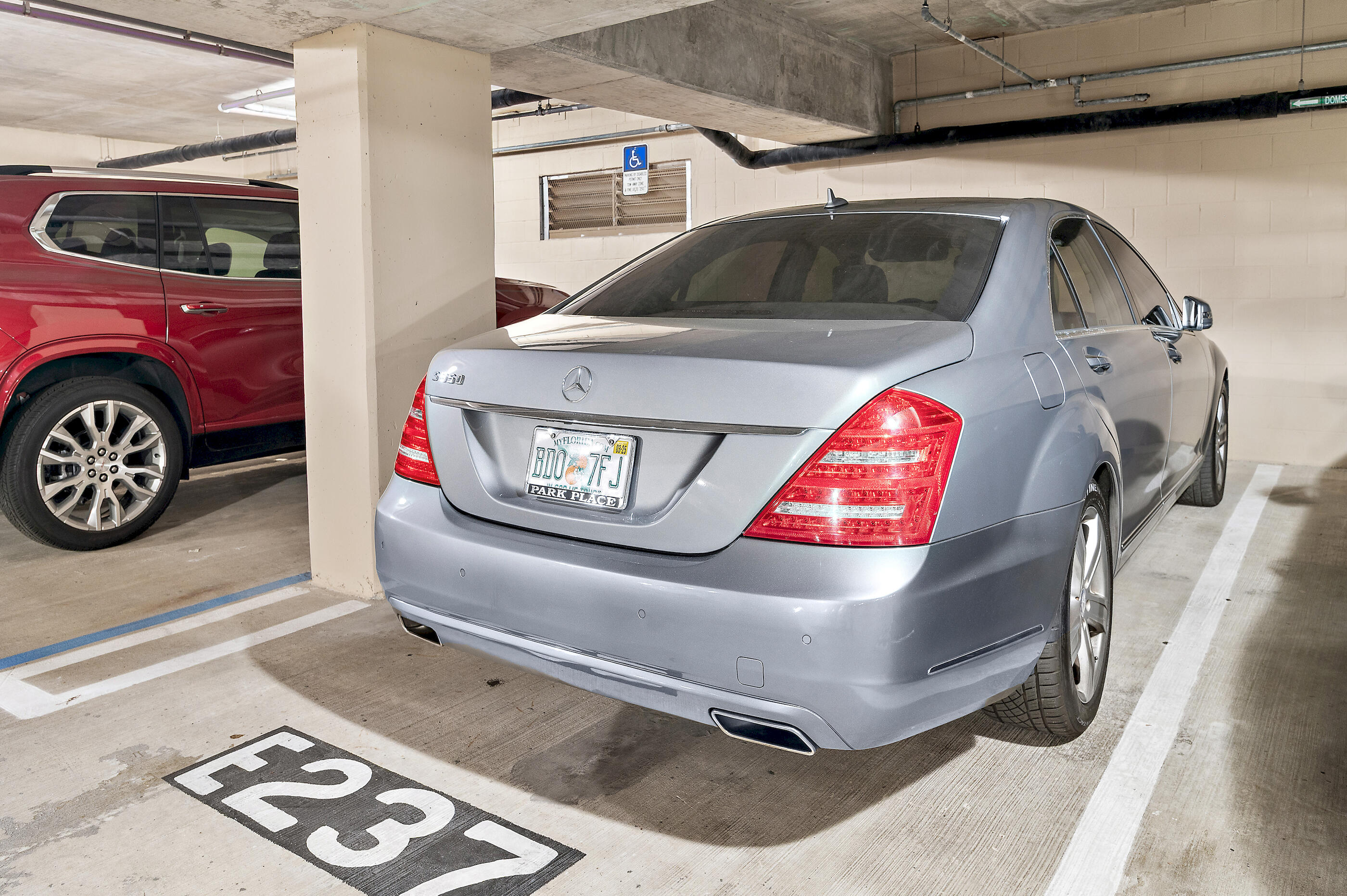 ONE WATER PLACE - Residential