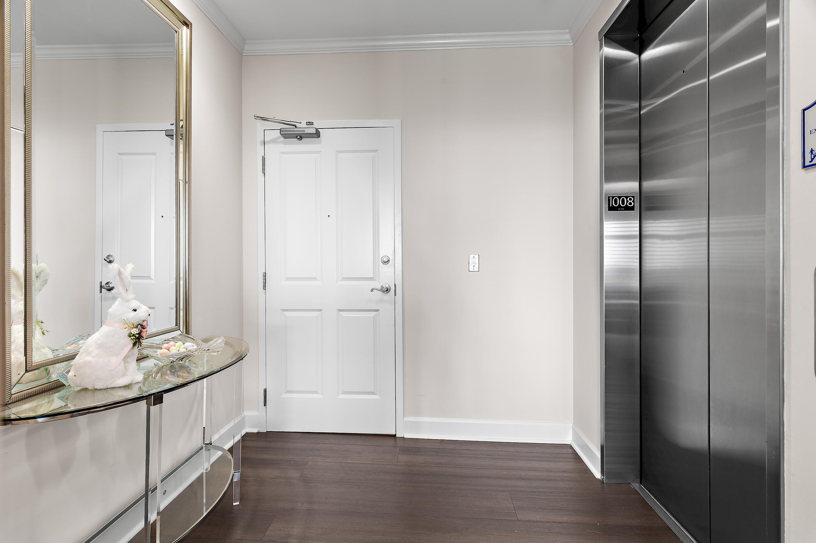 ONE WATER PLACE - Residential