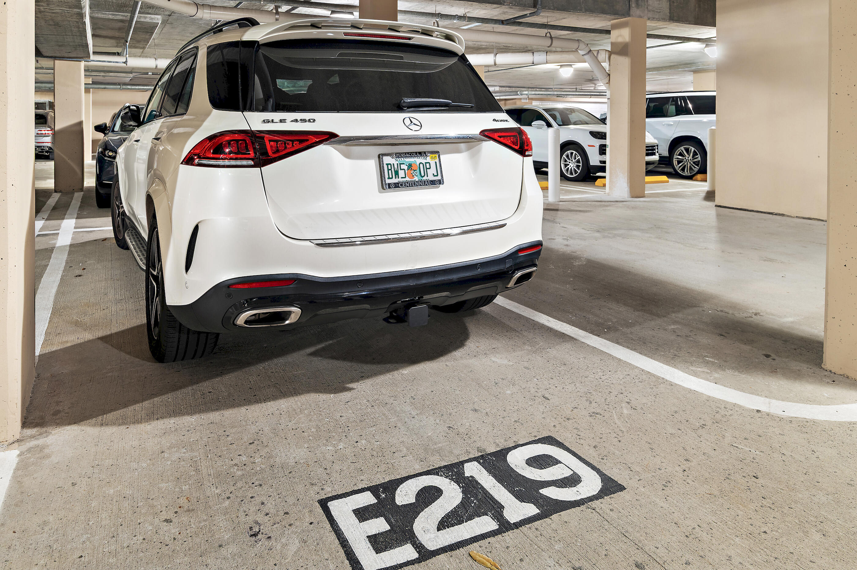 ONE WATER PLACE - Residential