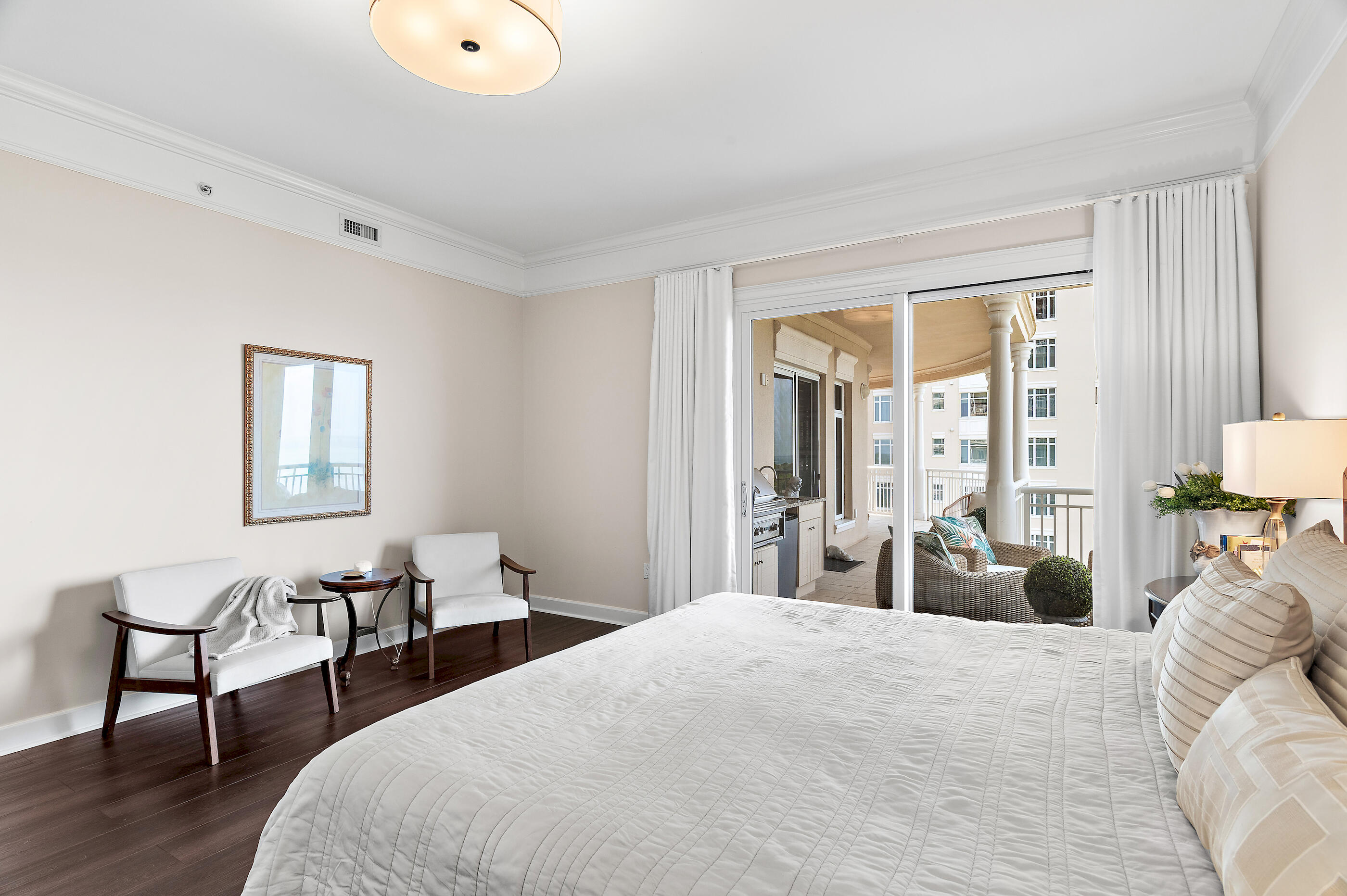 ONE WATER PLACE - Residential