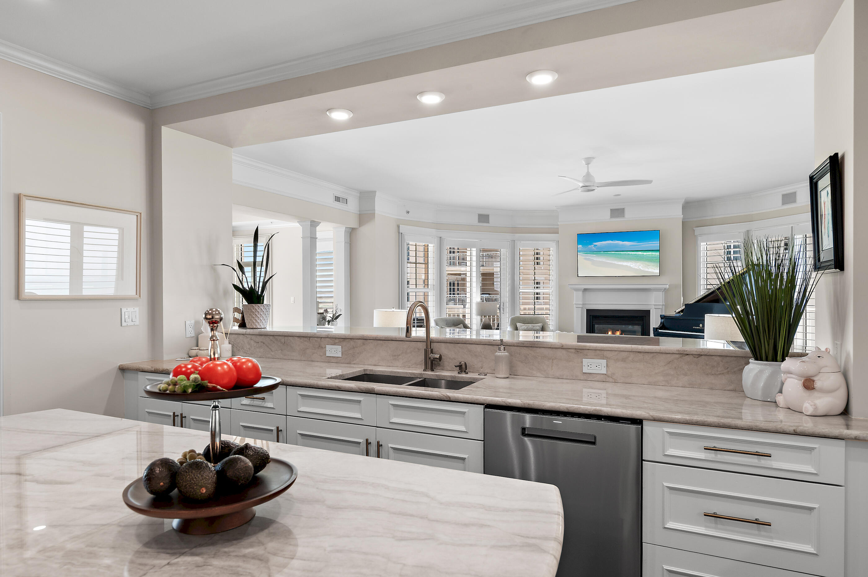 ONE WATER PLACE - Residential