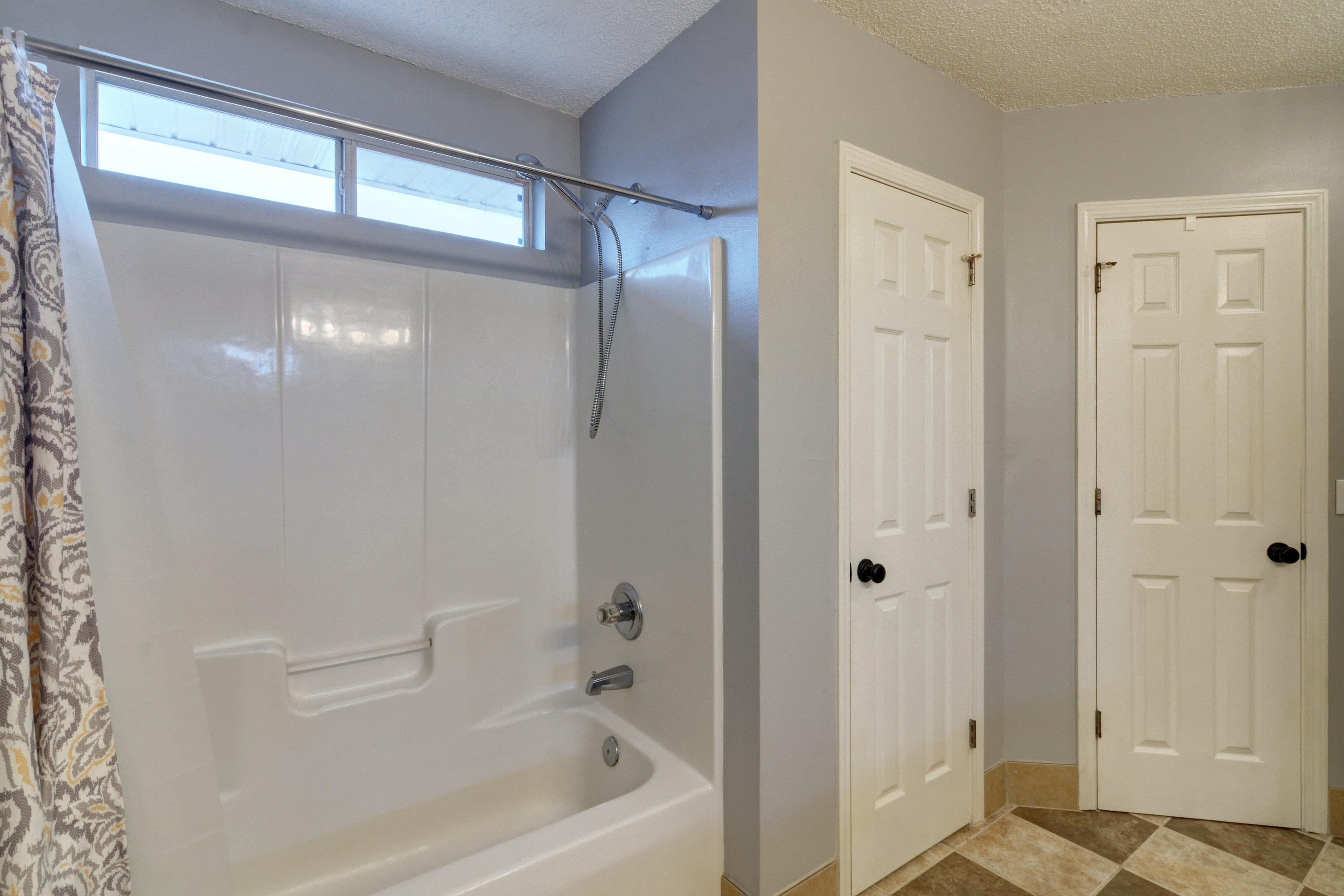 TURKEY-CREEK ESTATES - Residential