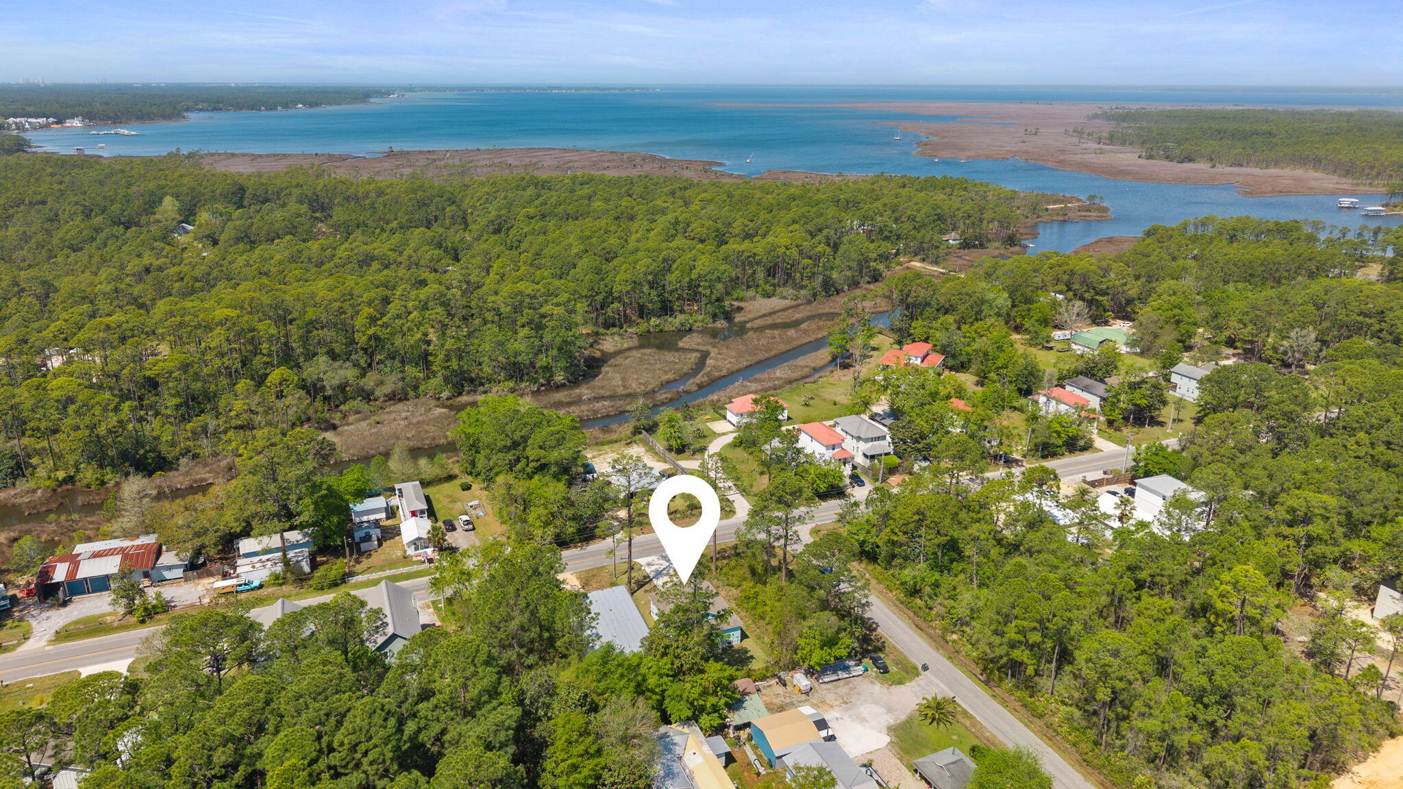 NO RECORDED SUBDIVISION - Residential