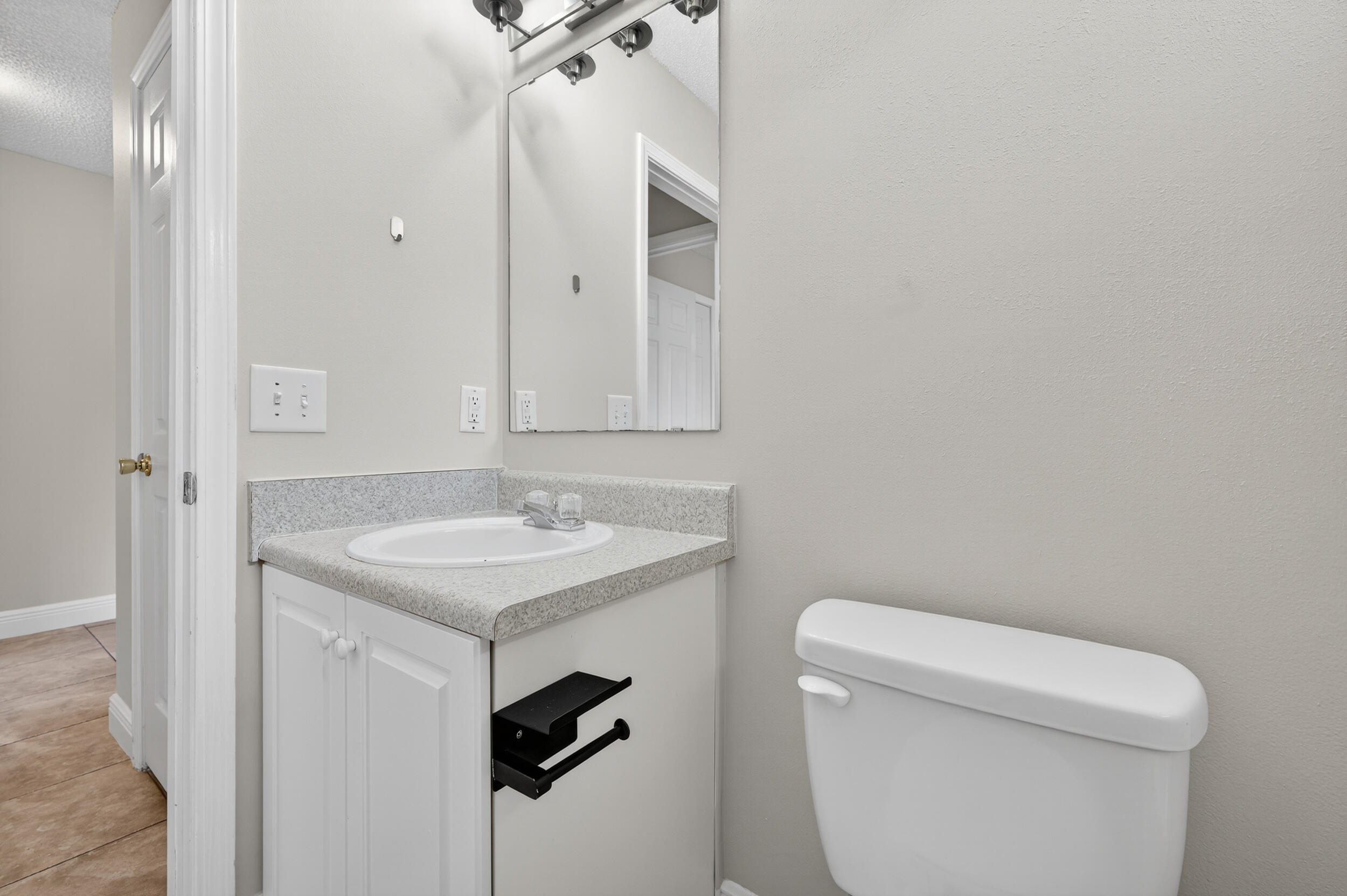 NORTHVIEW ESTATES 7TH ADDN - Residential