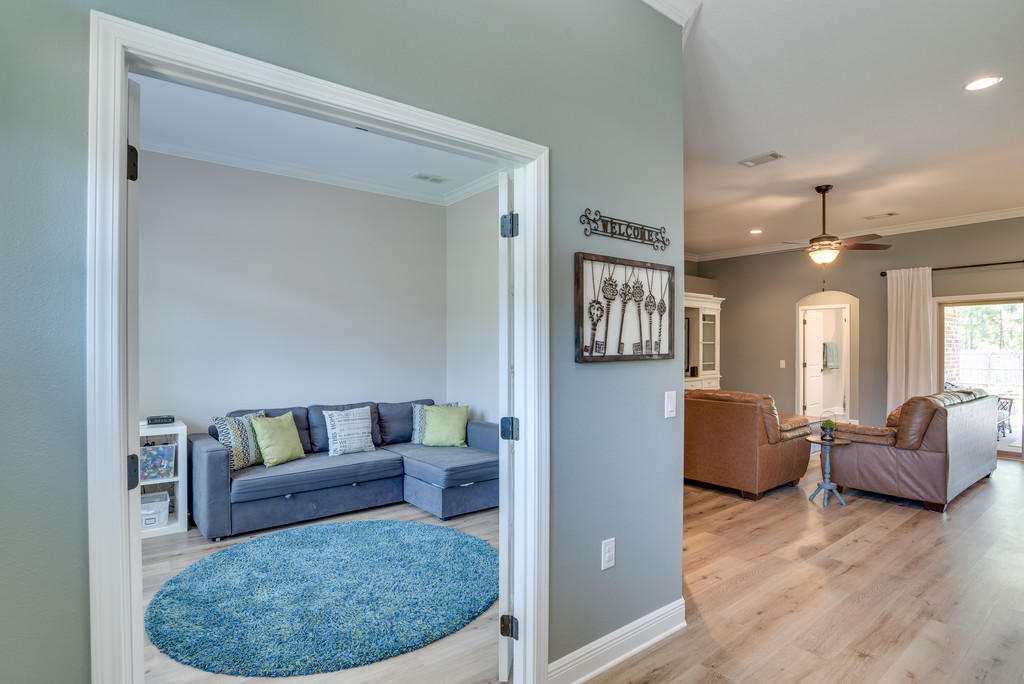 HOLLEY BY THE SEA - Residential