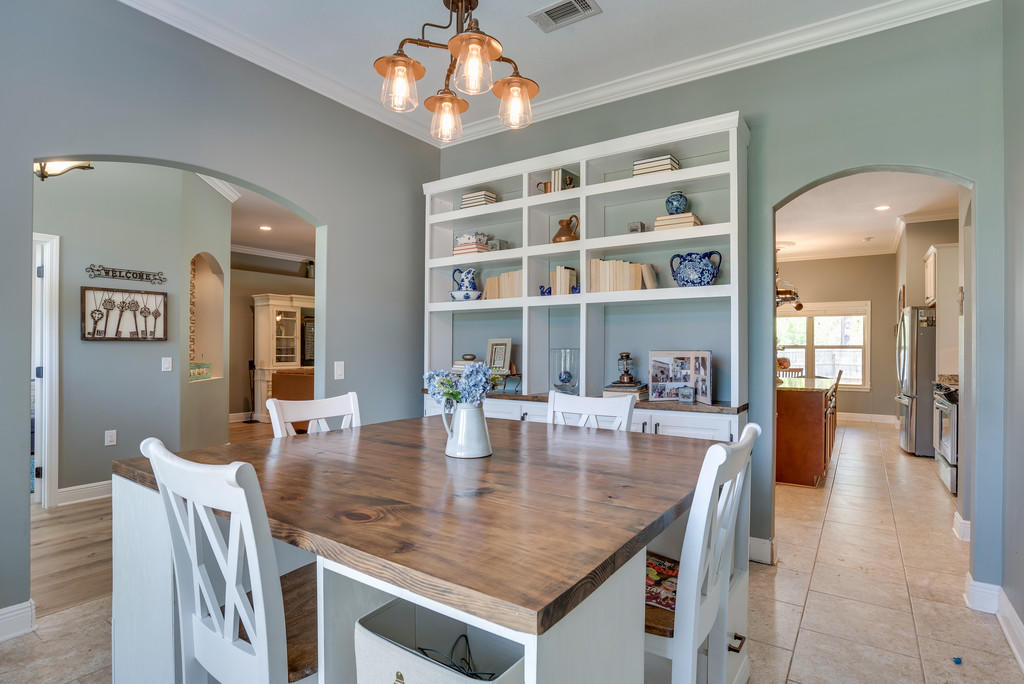 HOLLEY BY THE SEA - Residential