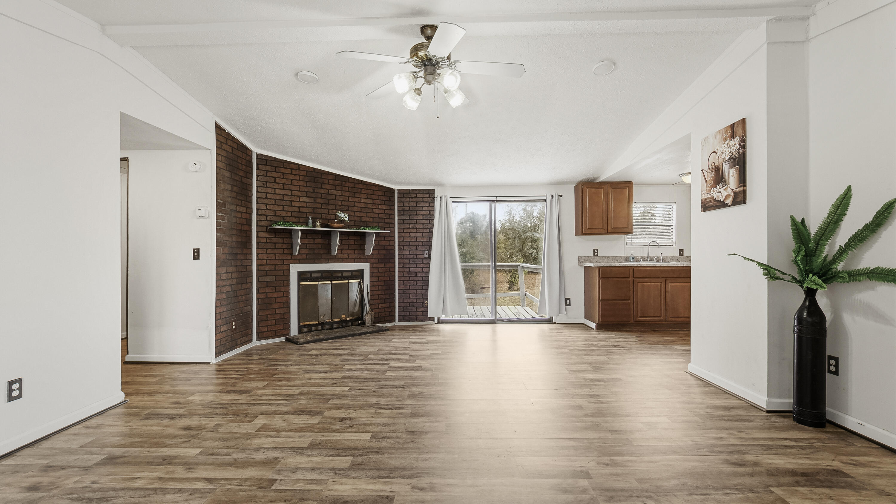 NO RECORDED SUBDIVISION - Residential