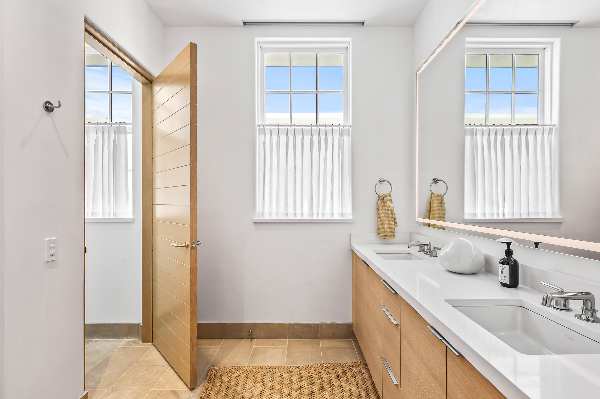 ALYS BEACH - Residential