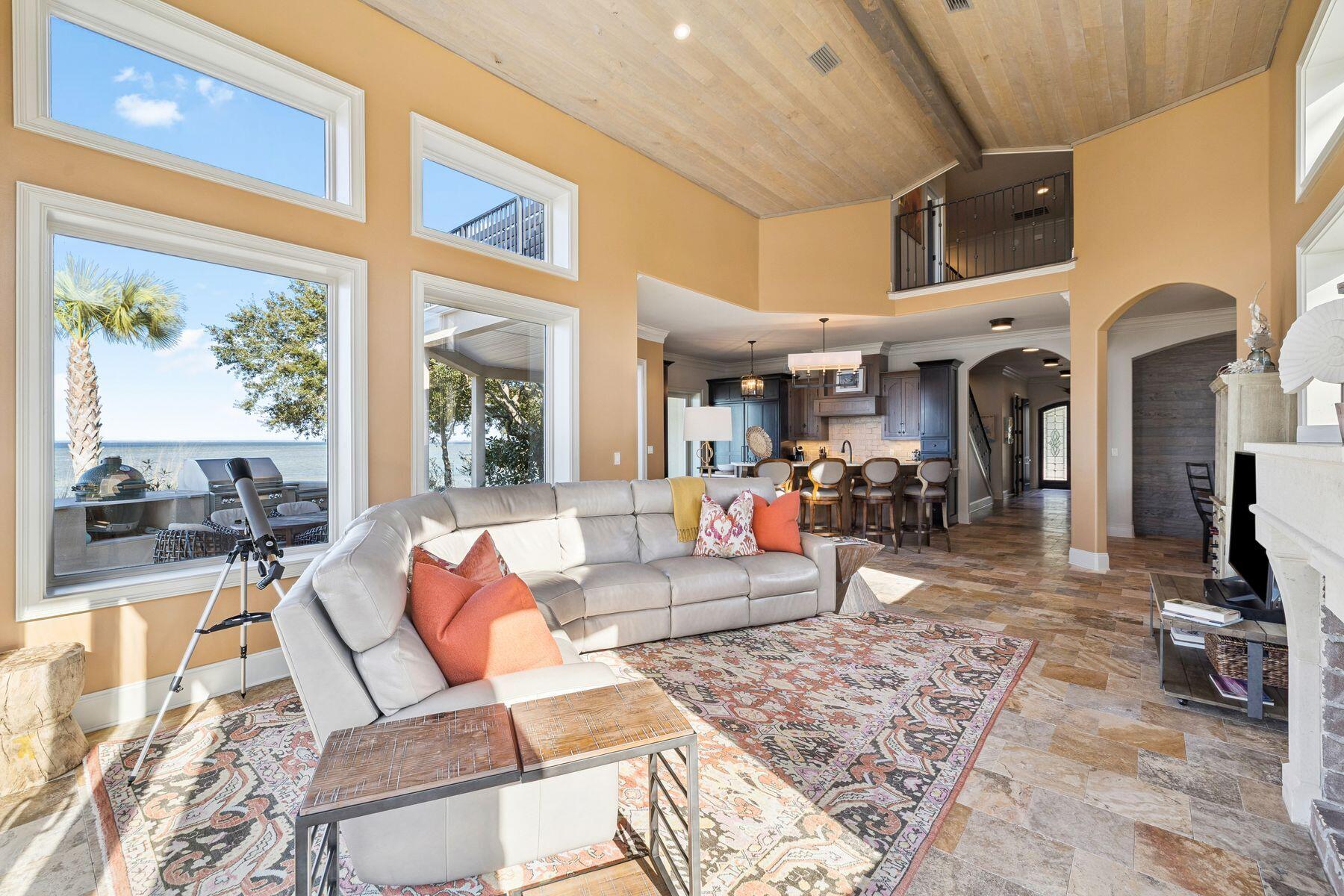 SANTA ROSA BEACH ESTATES - Residential