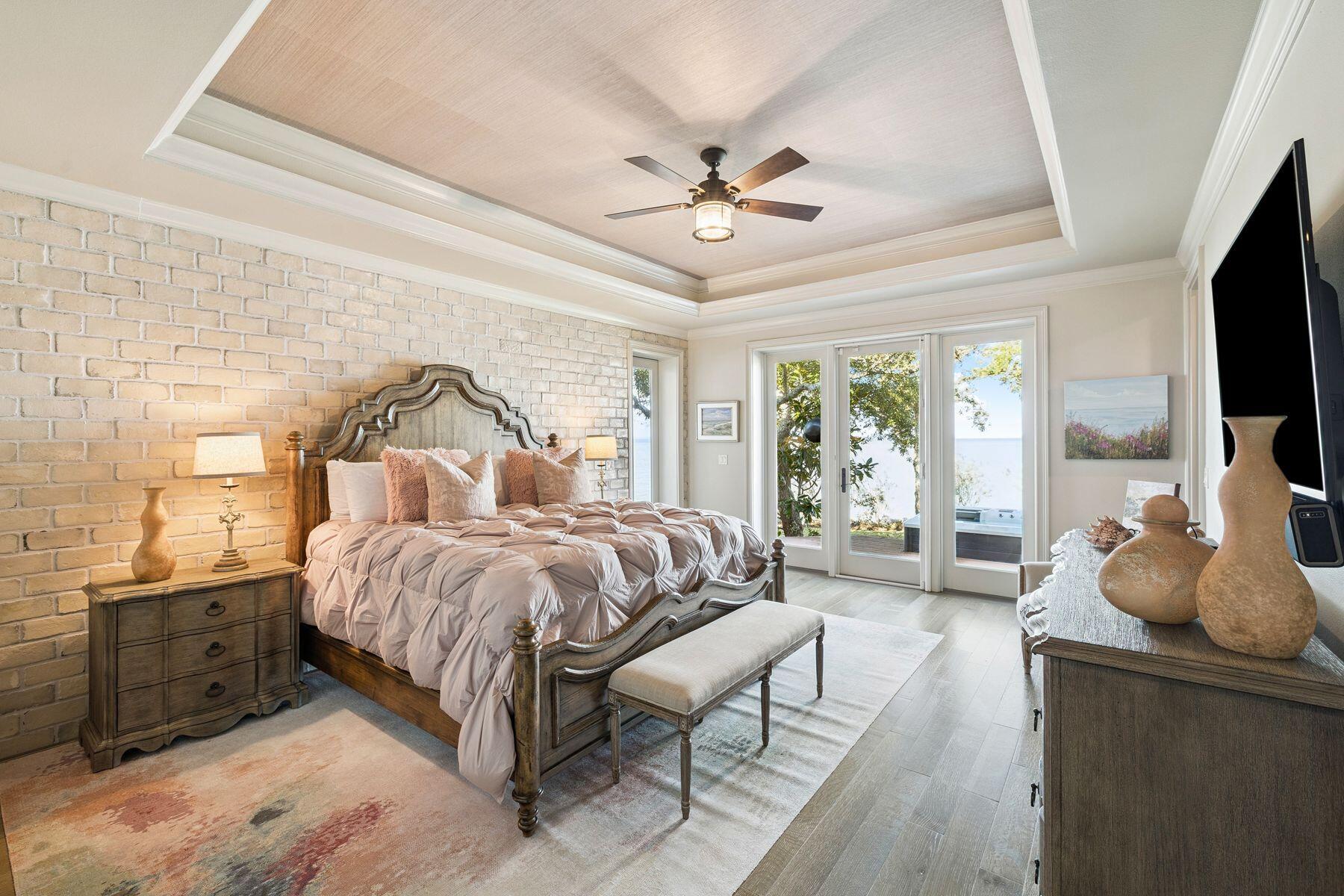 SANTA ROSA BEACH ESTATES - Residential